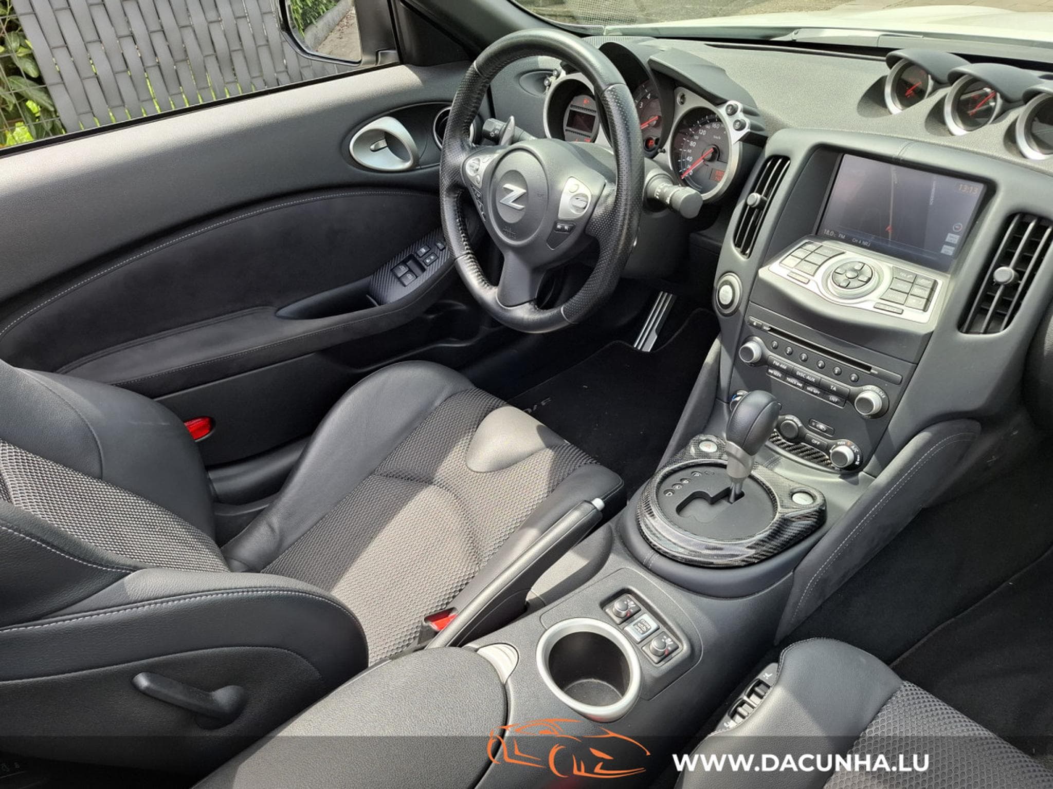 Nissan 370Z 3.7i B. AUTO, CAMERA, CUIR, NAVI, ALU, BLUETOOTH, (2016) - Photo 10