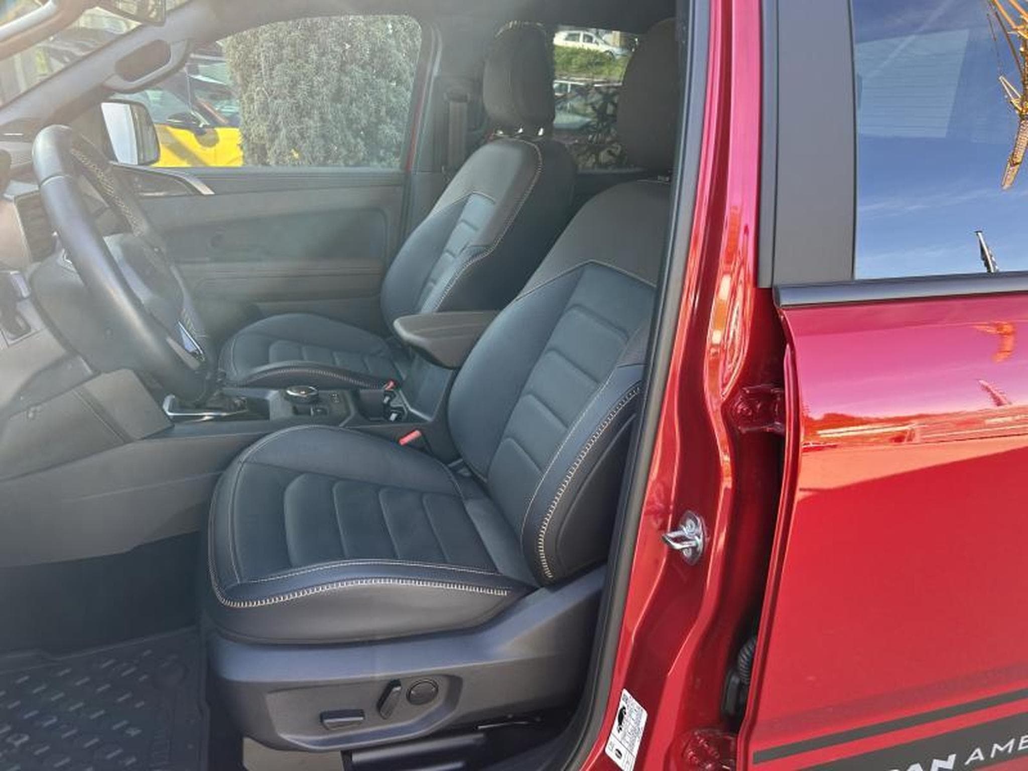 VW Amarok PanAmericana (2025) - Photo 7