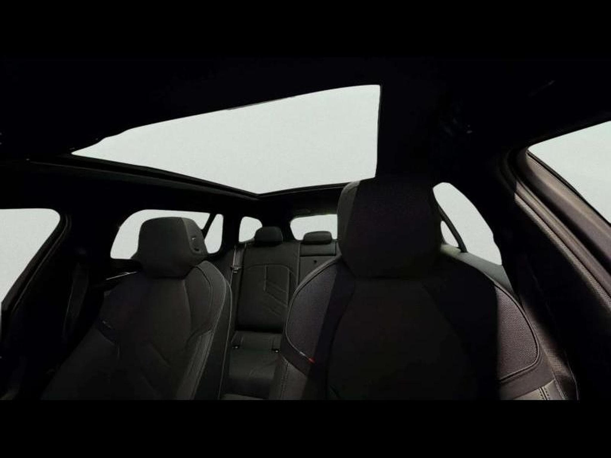 BMW 520 PACK M-PRO (2025) - Foto 12