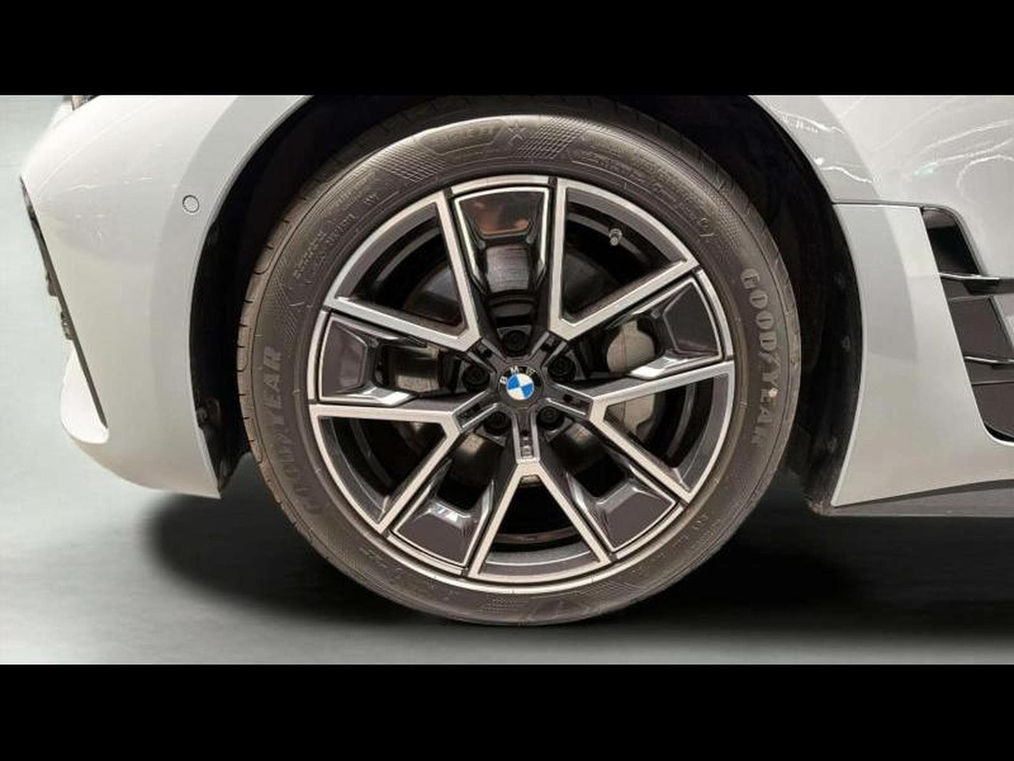BMW 430 PACK M (2025) - Photo 8