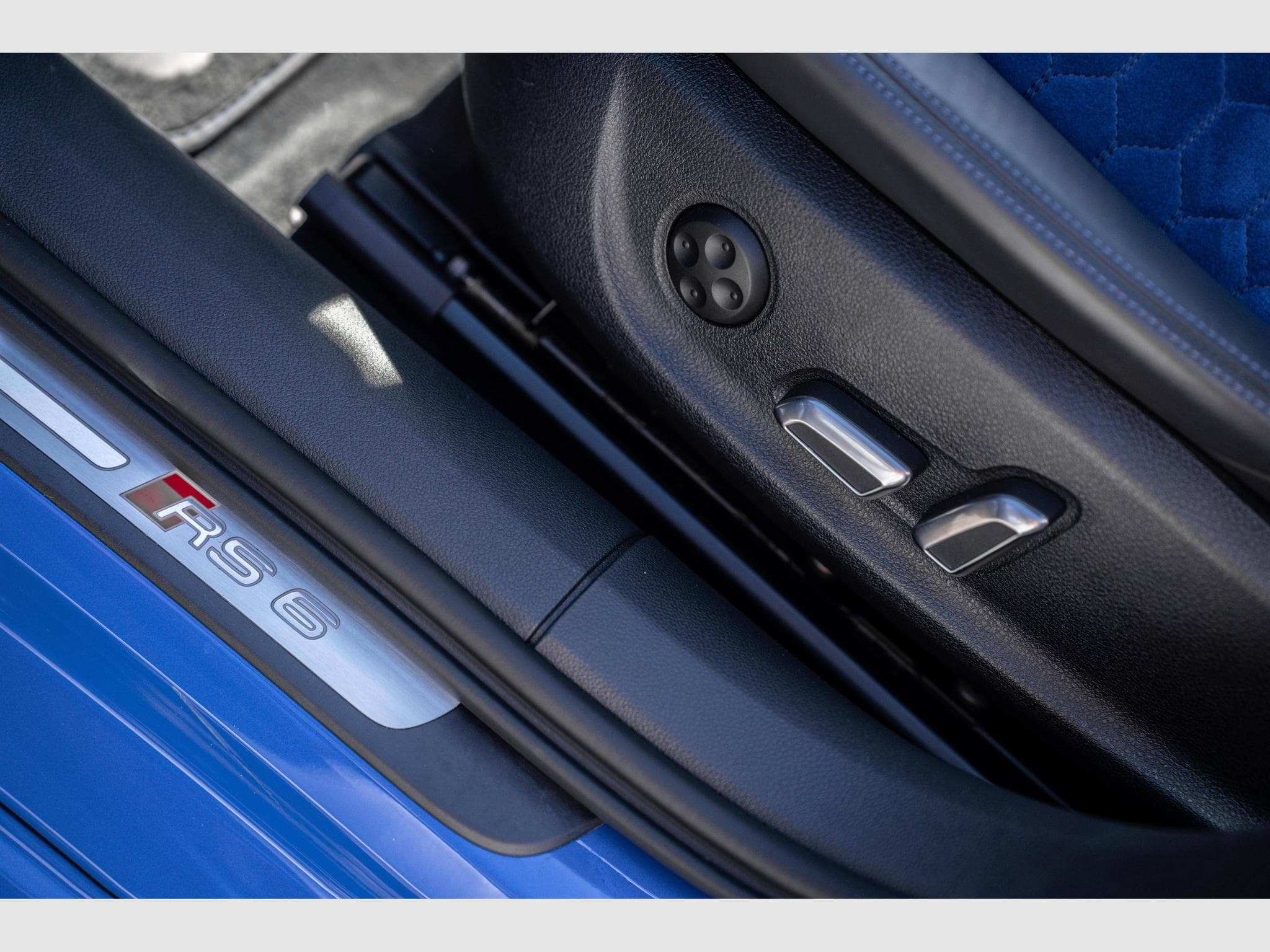 Audi RS6 Nogaro Edition 1/150 – Akrapovic – Céramique – B&O – 1ère ma (2018) - Photo 29