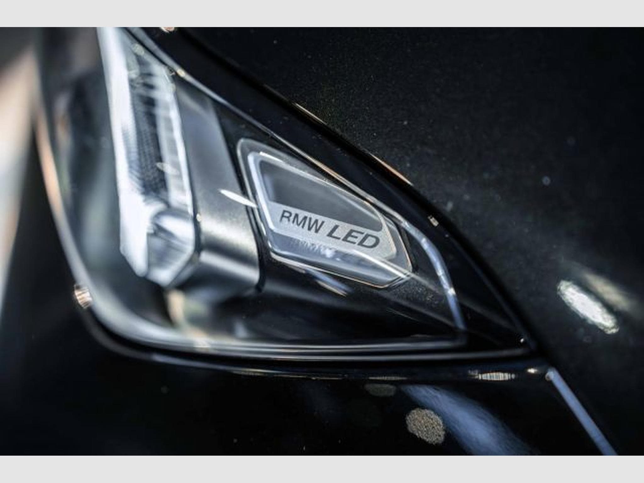 BMW 320 320d Limousine xDrive M-Sport LED HiFi RFK PANO (2024) - Photo 6