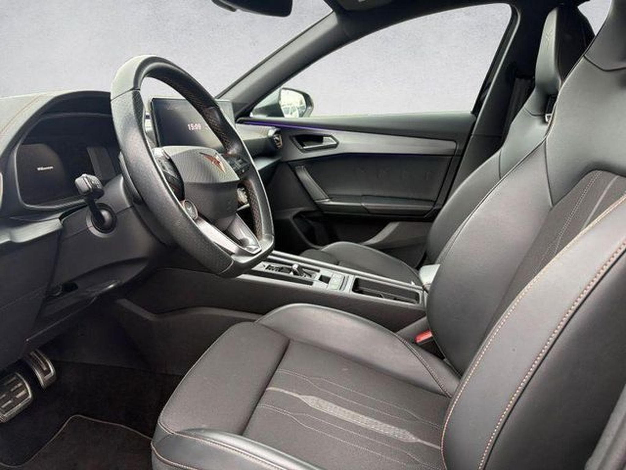 Cupra Formentor Formentor VZ 4Drive, DCC, e.Pano, 19", Sound Bea (2022) - Photo 5