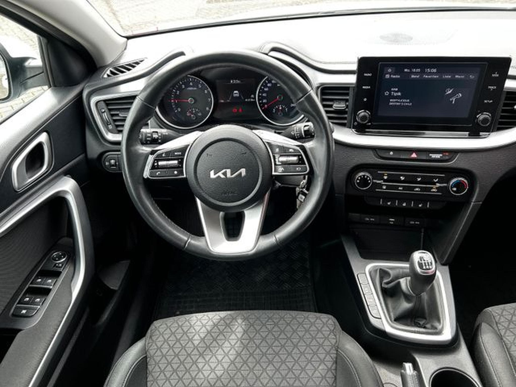 Kia Ceed Ceed 1,0 T Edition 7 Emotion Kamera SHZ Car Play (2022) - Photo 12