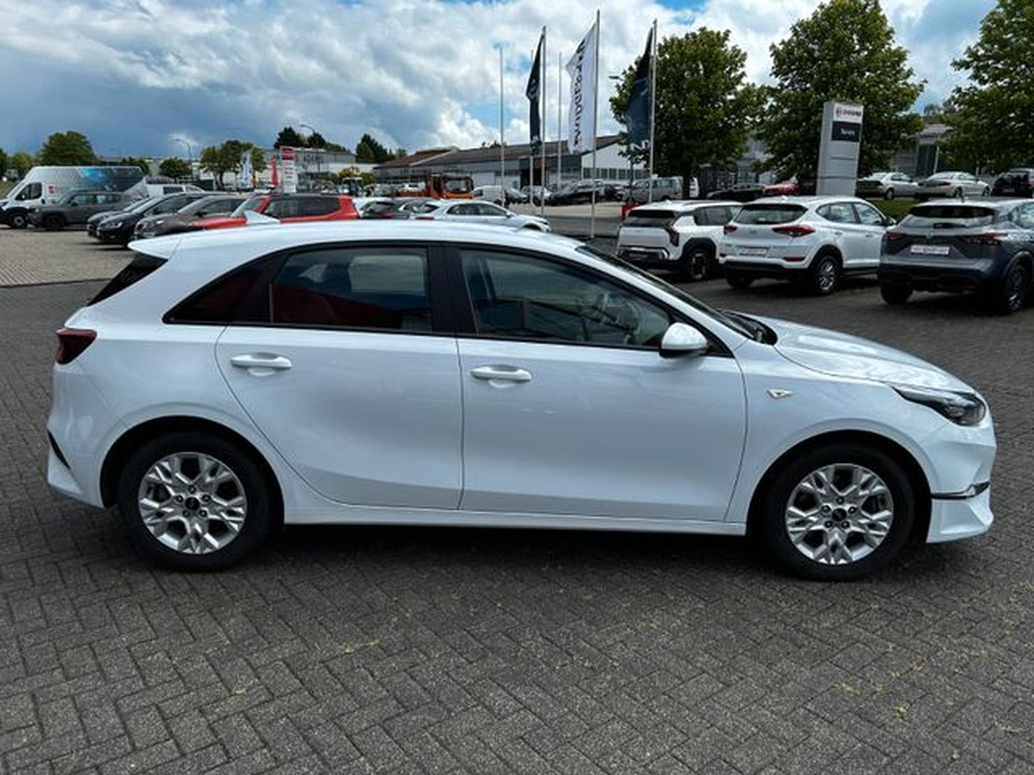 Kia Ceed Ceed 1,0 T Edition 7 Emotion Kamera SHZ Car Play (2022) - Photo 9