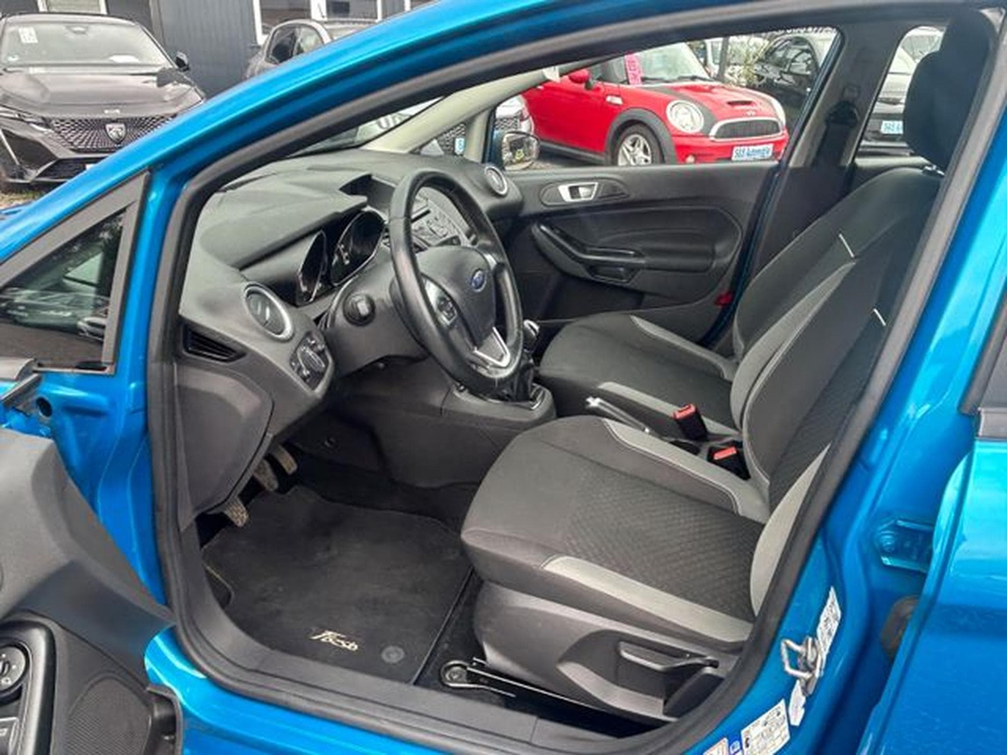 Ford Fiesta Fiesta Celebration *SHZ*LED*MFL*2.Hand*Euro6* (2016) - Photo 7