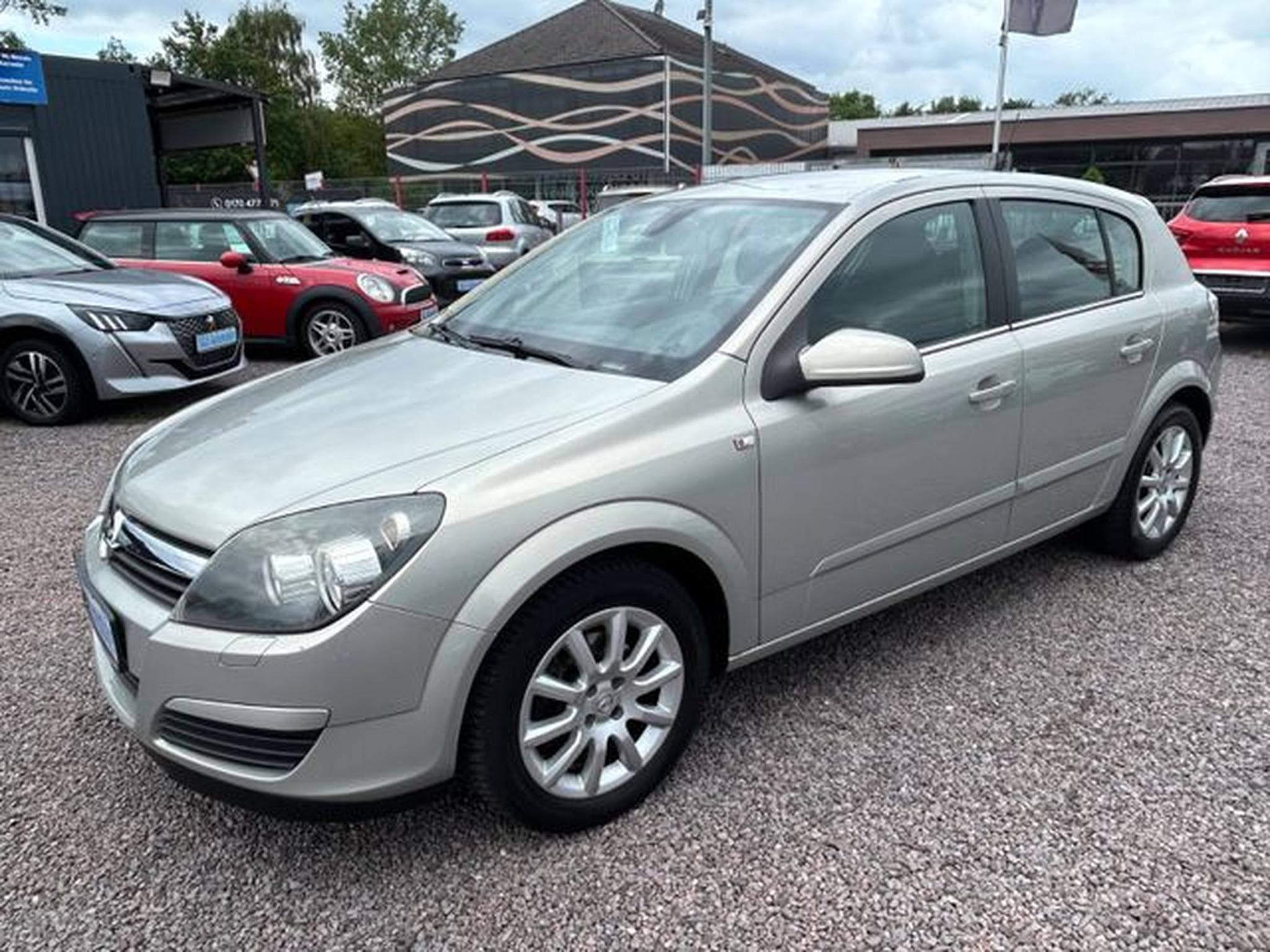 Opel Astra Astra 1.6 *Automatik*Navi*PDC*TÜV Neu* (2005) - Photo 1