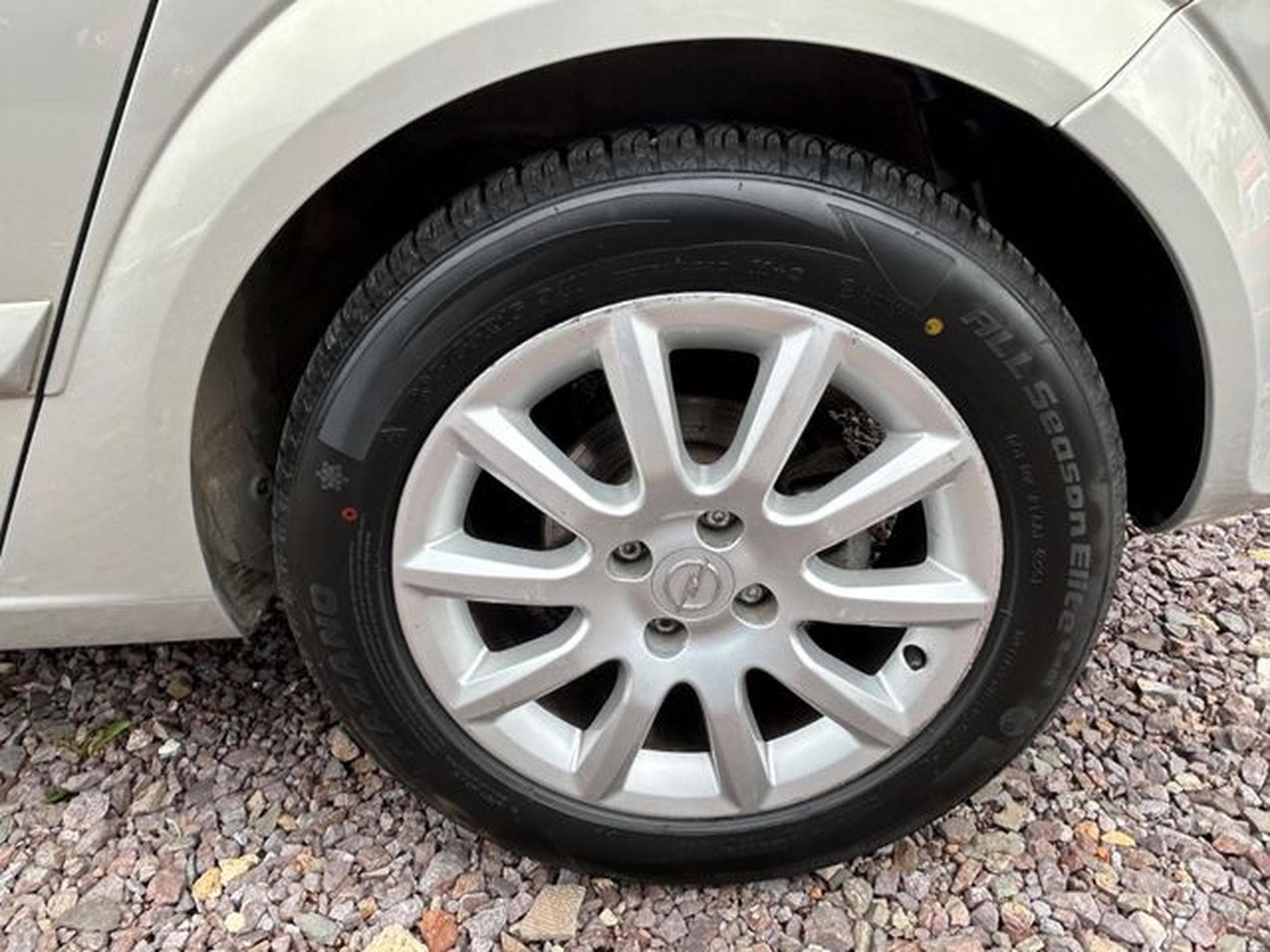Opel Astra Astra 1.6 *Automatik*Navi*PDC*TÜV Neu* (2005) - Photo 14