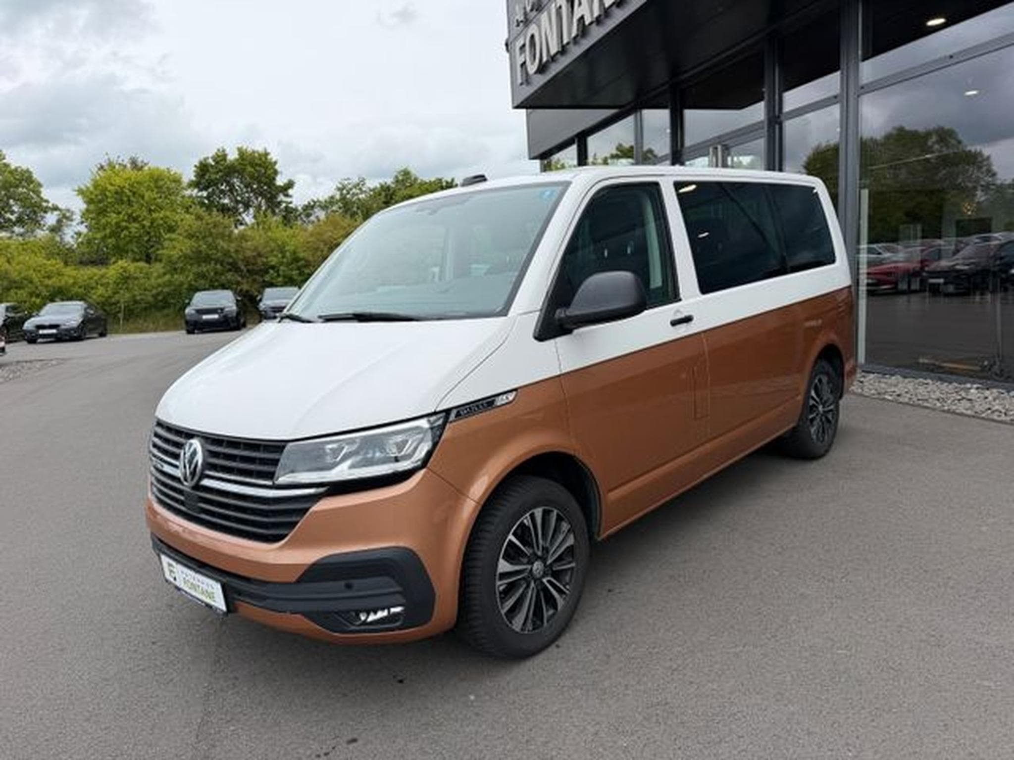 VW T6.1 T6.1 Multivan Bulli 7-Sitze AHK LED Kamera ACC (2022) - Photo 1