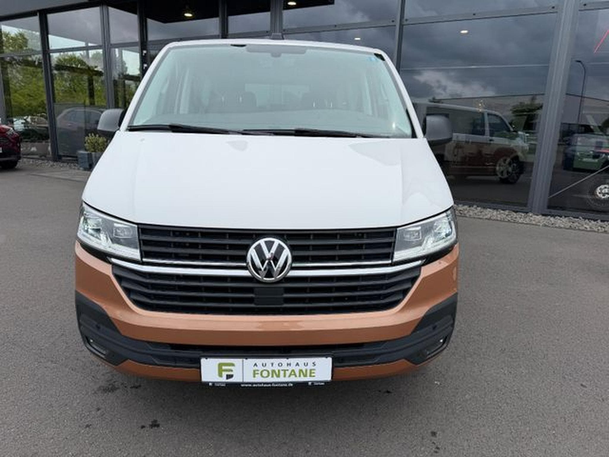 VW T6.1 T6.1 Multivan Bulli 7-Sitze AHK LED Kamera ACC (2022) - Photo 2