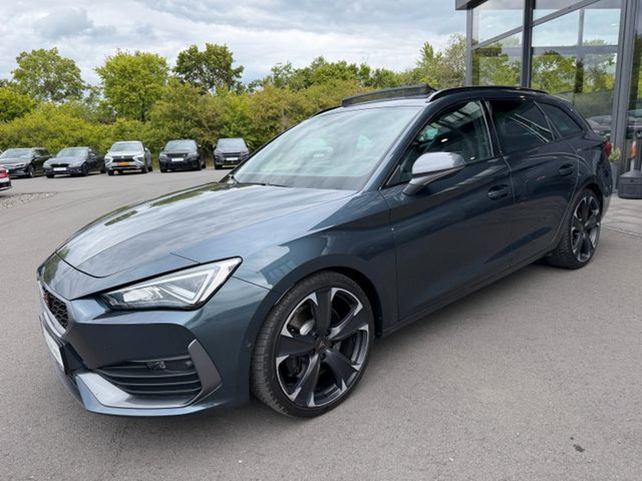Cupra Leon Leon 2,0TSi ST VZ 4Drive Pano AHK DCC ACC Key (2021) - Foto 1