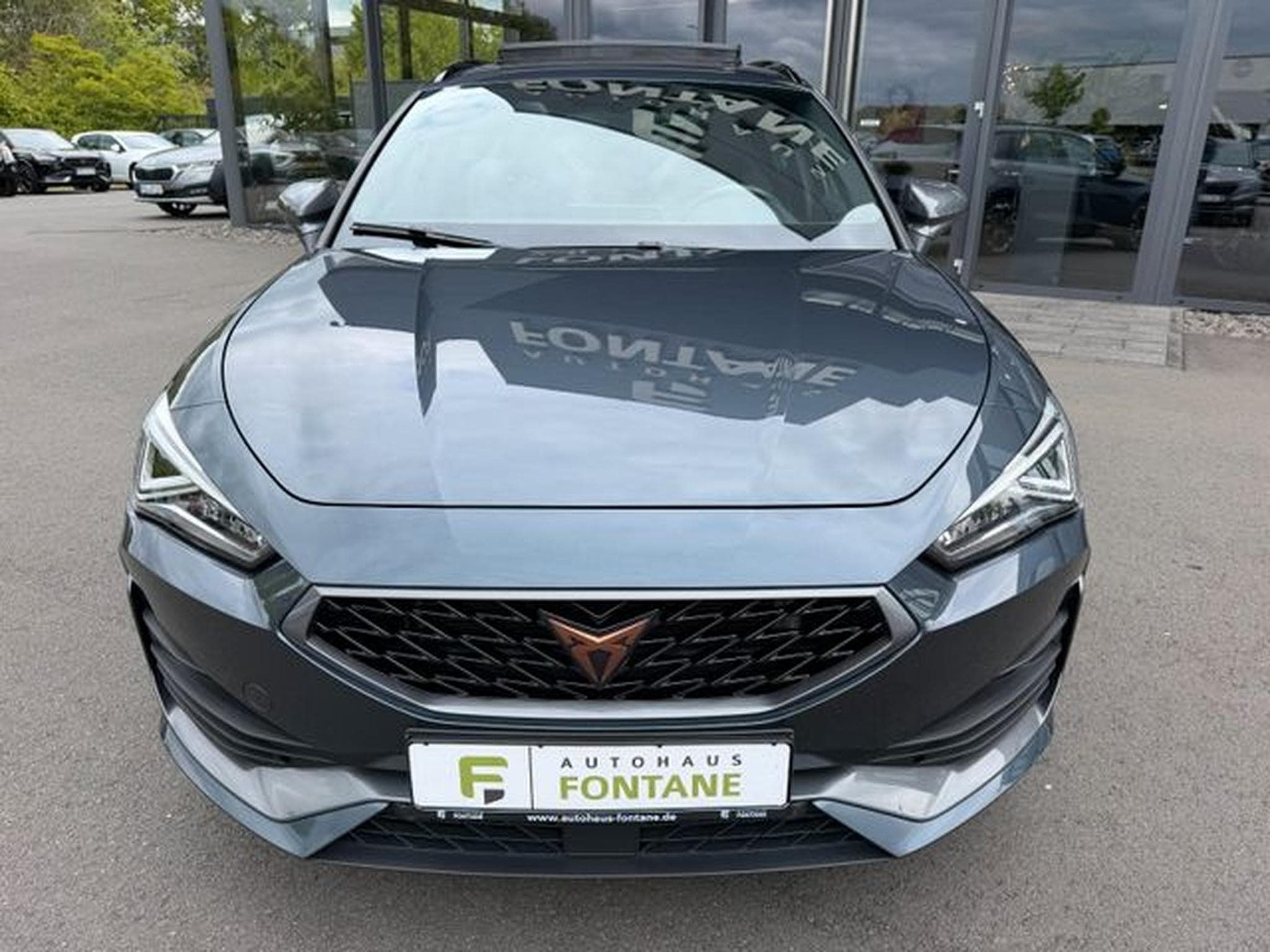 Cupra Leon Leon 2,0TSi ST VZ 4Drive Pano AHK DCC ACC Key (2021) - Foto 2