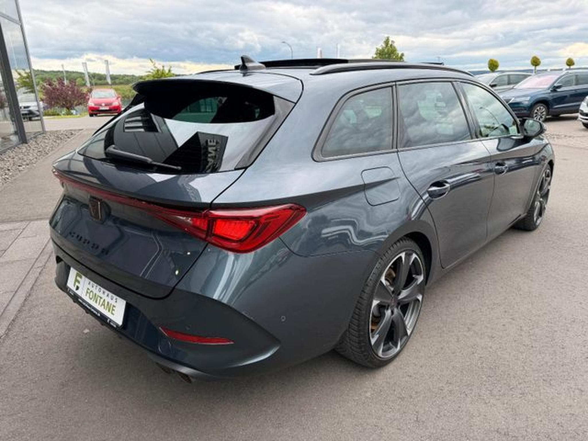 Cupra Leon Leon 2,0TSi ST VZ 4Drive Pano AHK DCC ACC Key (2021) - Foto 5