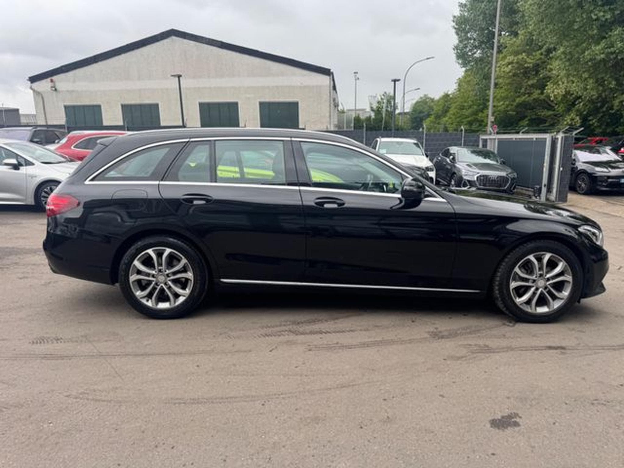 Mercedes C 200 C 200 AVANTGARDE T-MODELL *AUT*LED*NAVI*ALU* (2017) - Photo 14
