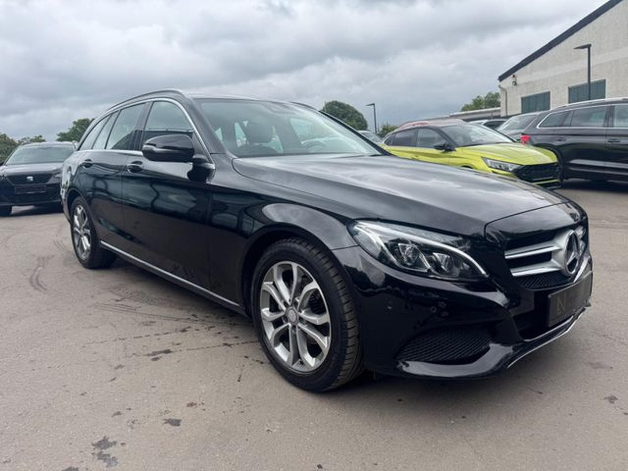 Mercedes C 200 C 200 AVANTGARDE T-MODELL *AUT*LED*NAVI*ALU* (2017) - Photo 4