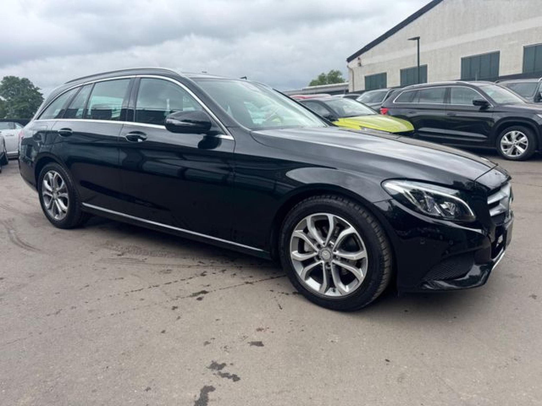 Mercedes C 200 C 200 AVANTGARDE T-MODELL *AUT*LED*NAVI*ALU* (2017) - Photo 5