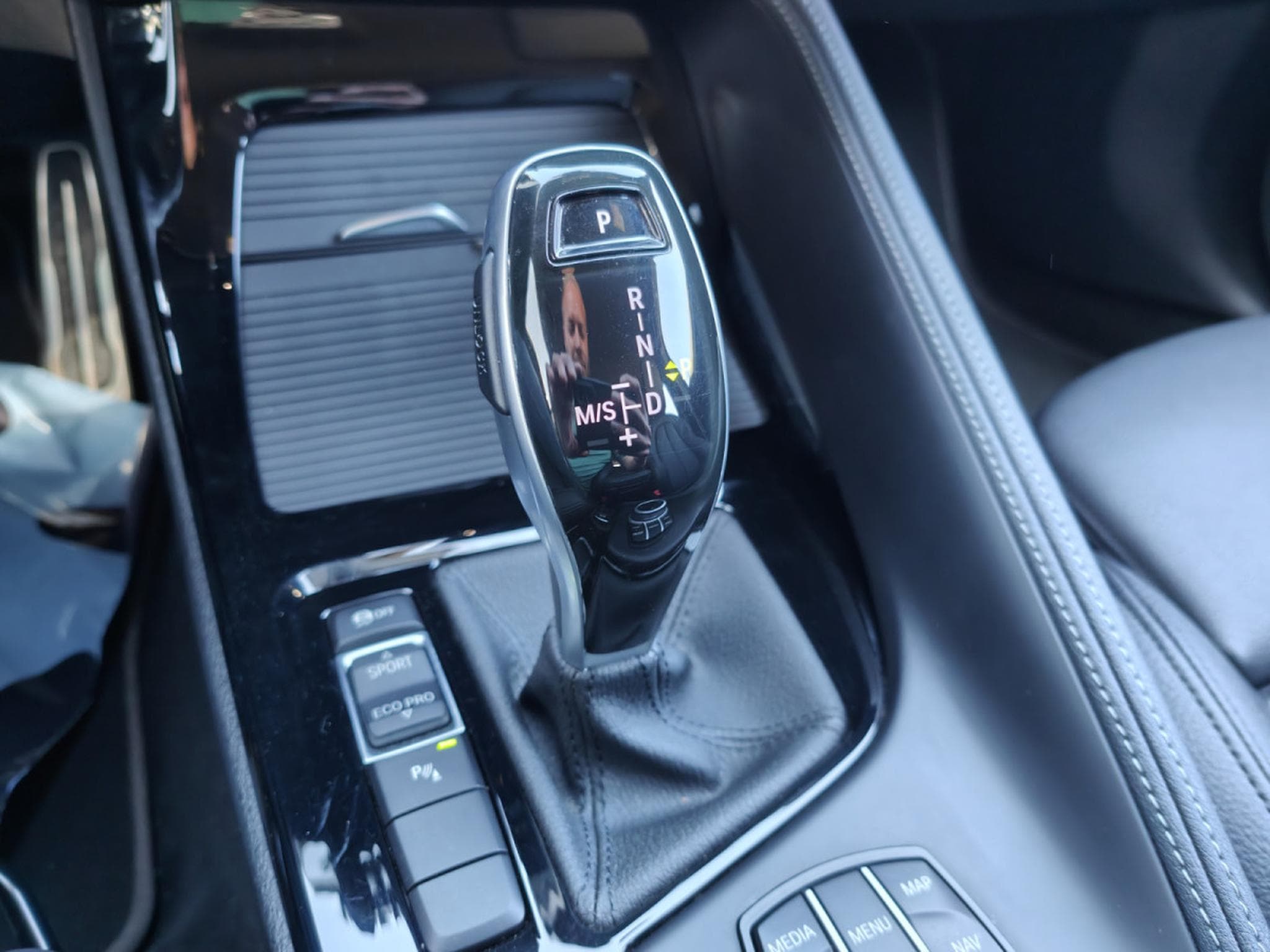 BMW X2 SDRIVE16D BOITE AUTO PACK M CUIR GPS BLUETOOTH CAMERA ATTELA (2021) - Photo 15