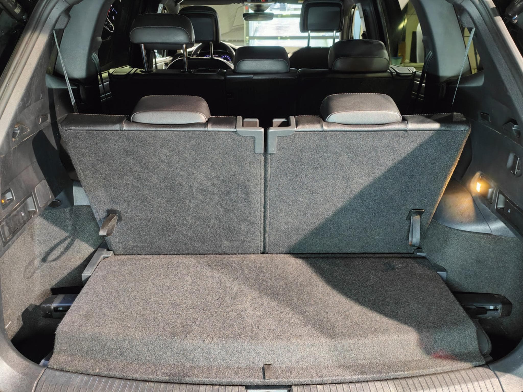 VW Tiguan 2.0 TDI R-LINE DSG 7PLACES CARPLAY TOIT OUV CUIR CAMERA ATTE (2022) - Photo 11