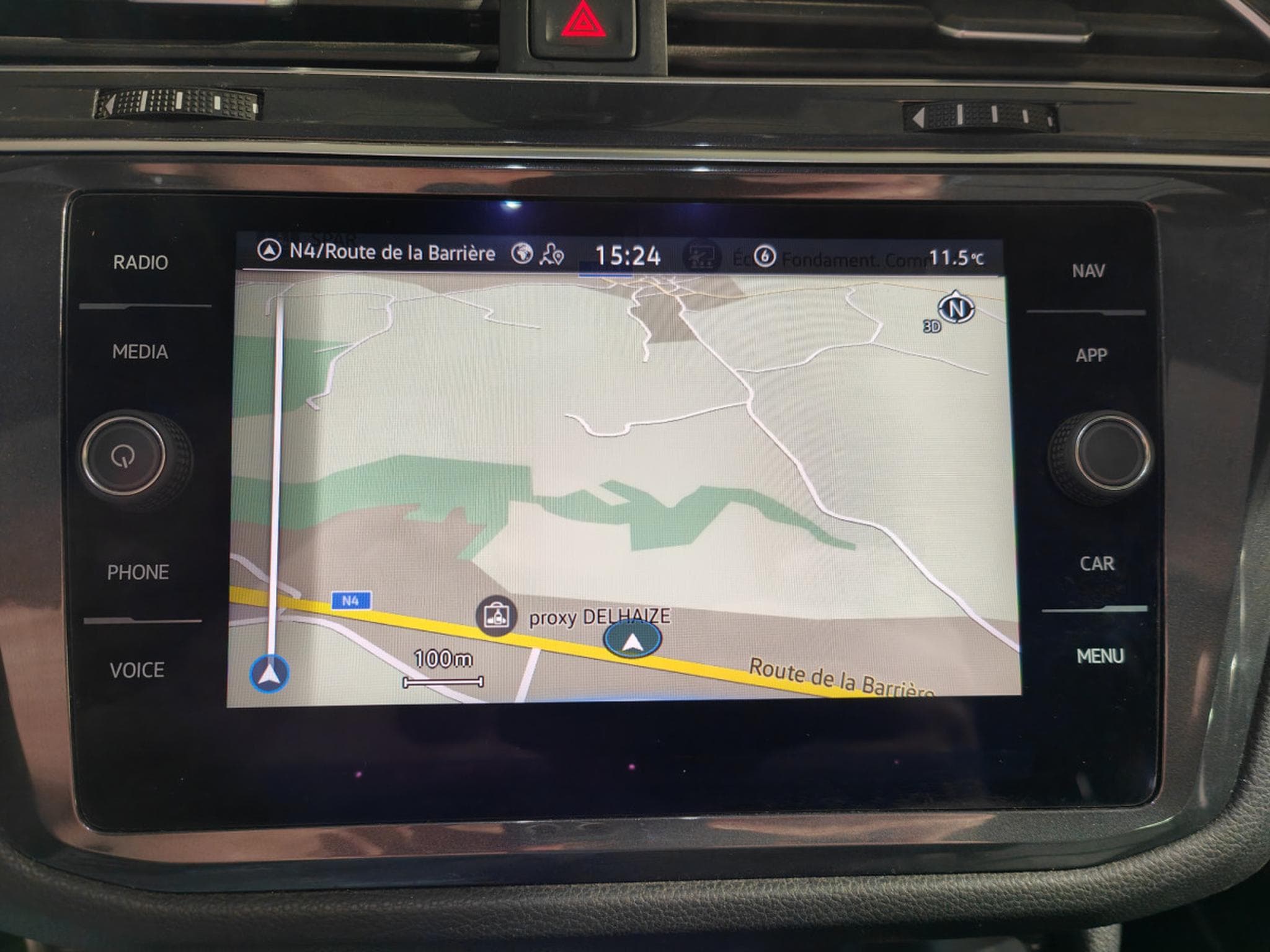 VW Tiguan 2.0 TDI R-LINE DSG 7PLACES CARPLAY TOIT OUV CUIR CAMERA ATTE (2022) - Photo 16
