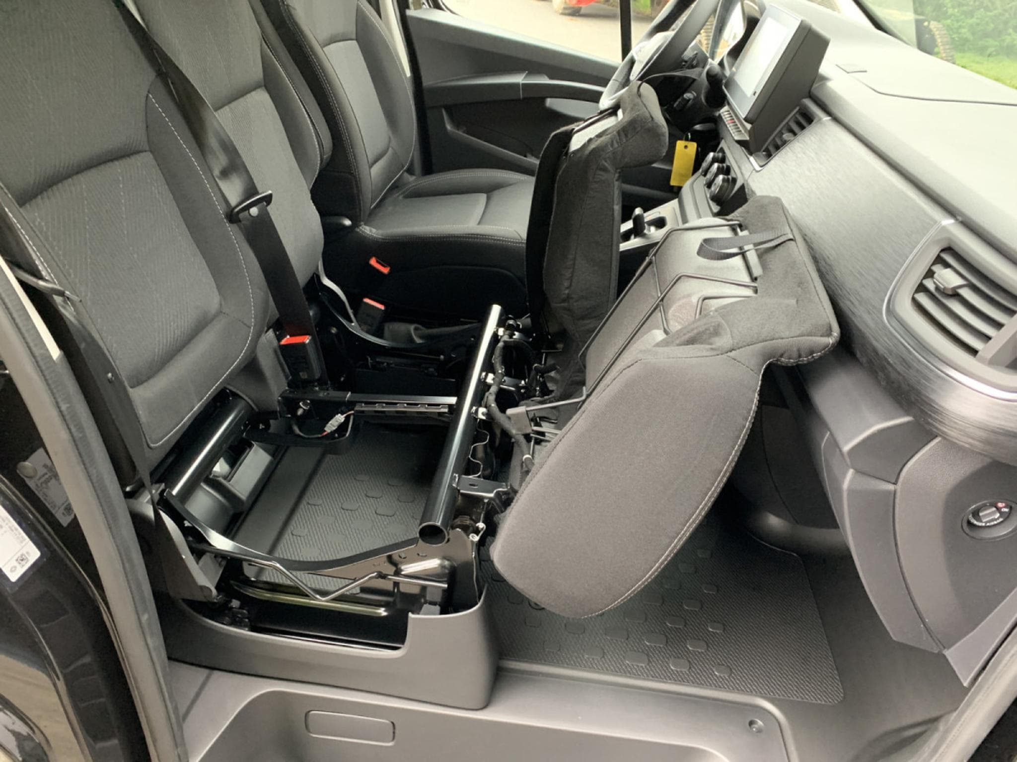 Renault Trafic 2.0 Dci 170 AT9  L2H1 (2025) - Foto 15