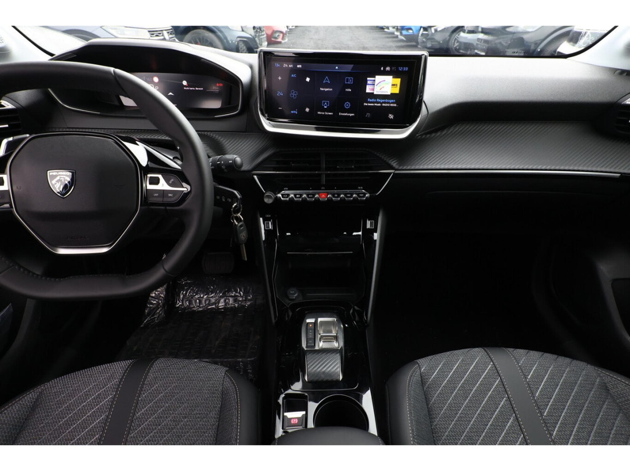 Peugeot 208 1.2 Hybrid e-DSC6 145 Allure (2025) - Photo 8