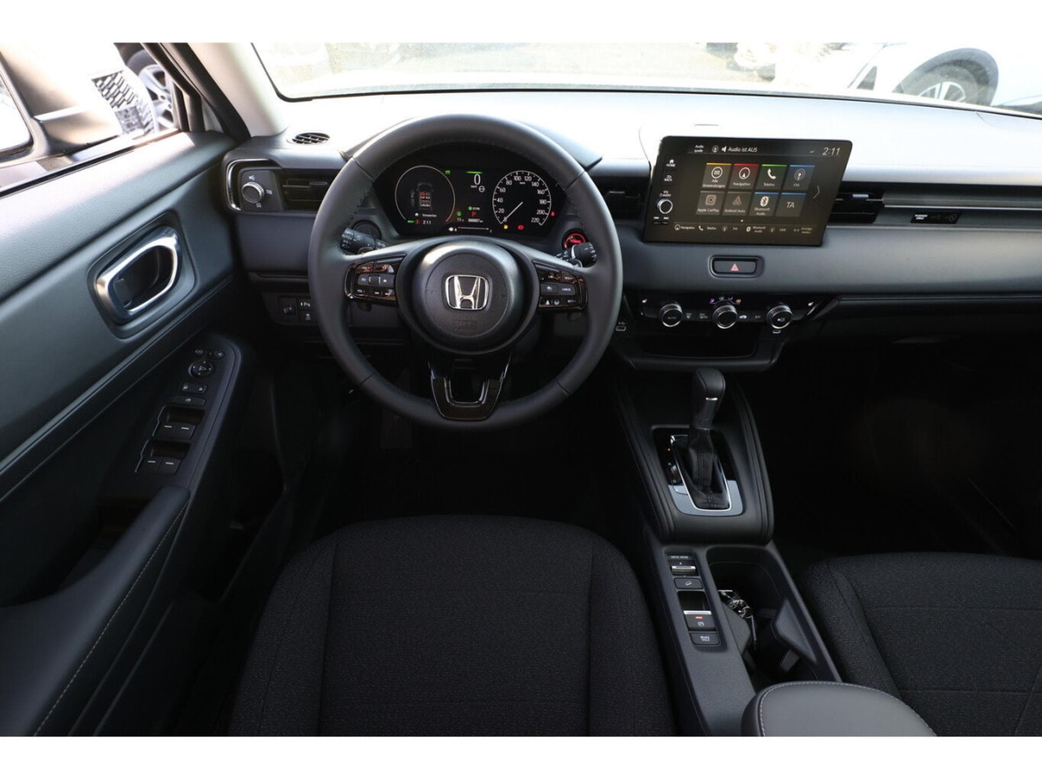 Honda HR-V 1.5 eHEV Auto 131 Elegance (2025) - Photo 6