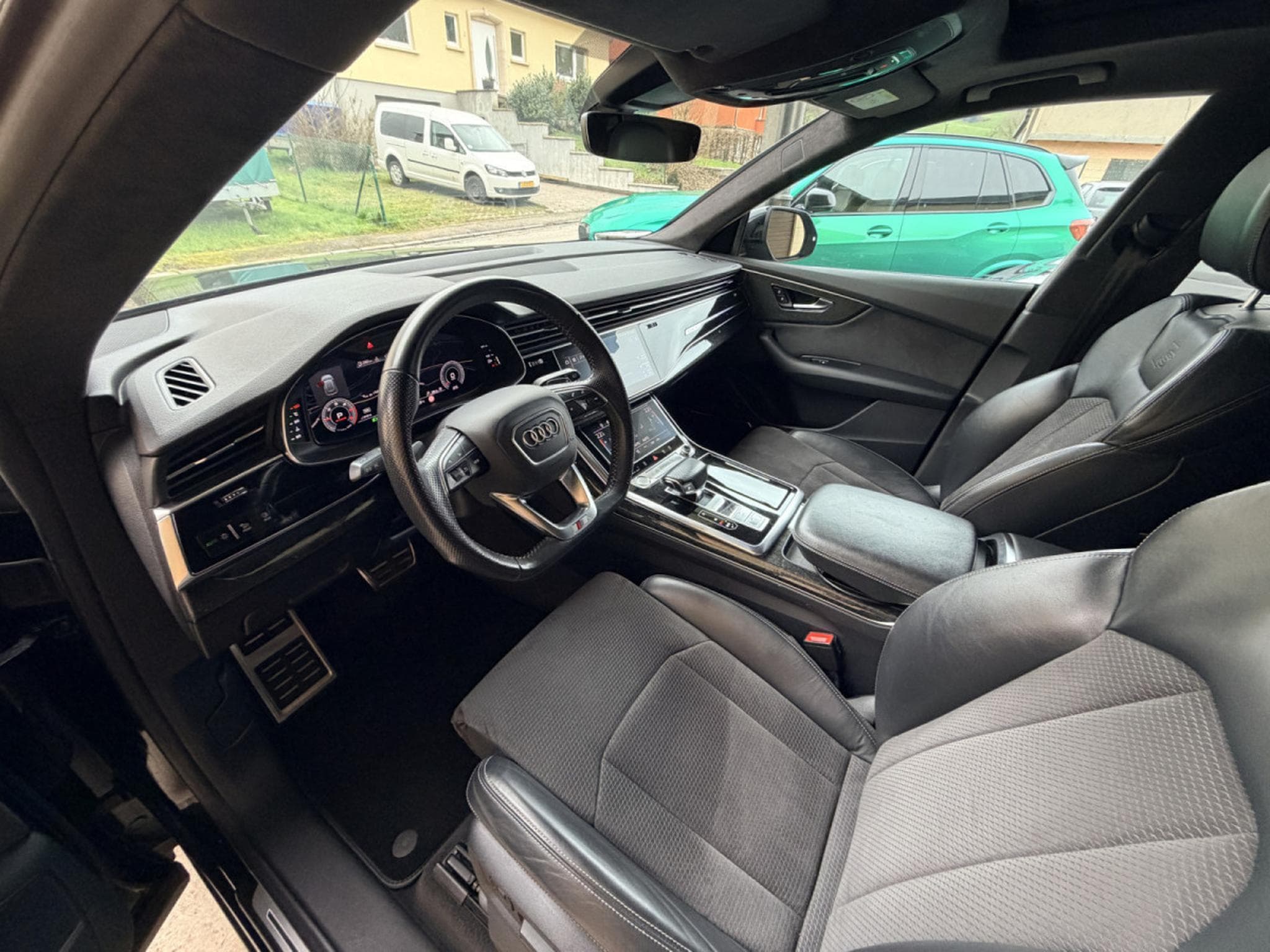 Audi Q8 50TDI Quattro Tiptronic 3xS-Line Panorama Camera 360° 286cv (2019) - Foto 13