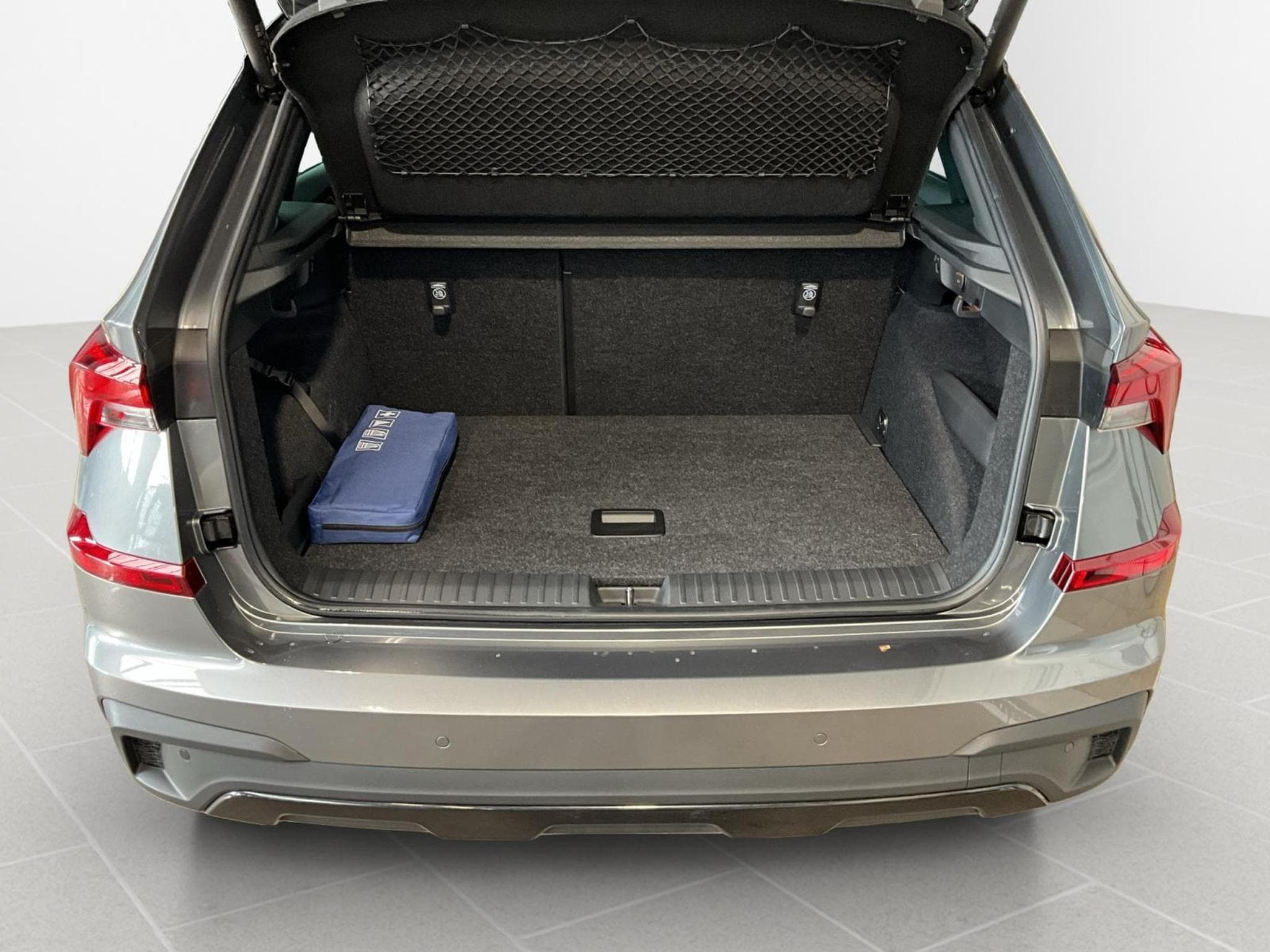Skoda Kamiq Monte-Carlo+DSG+Pano+LED (2025) - Photo 17