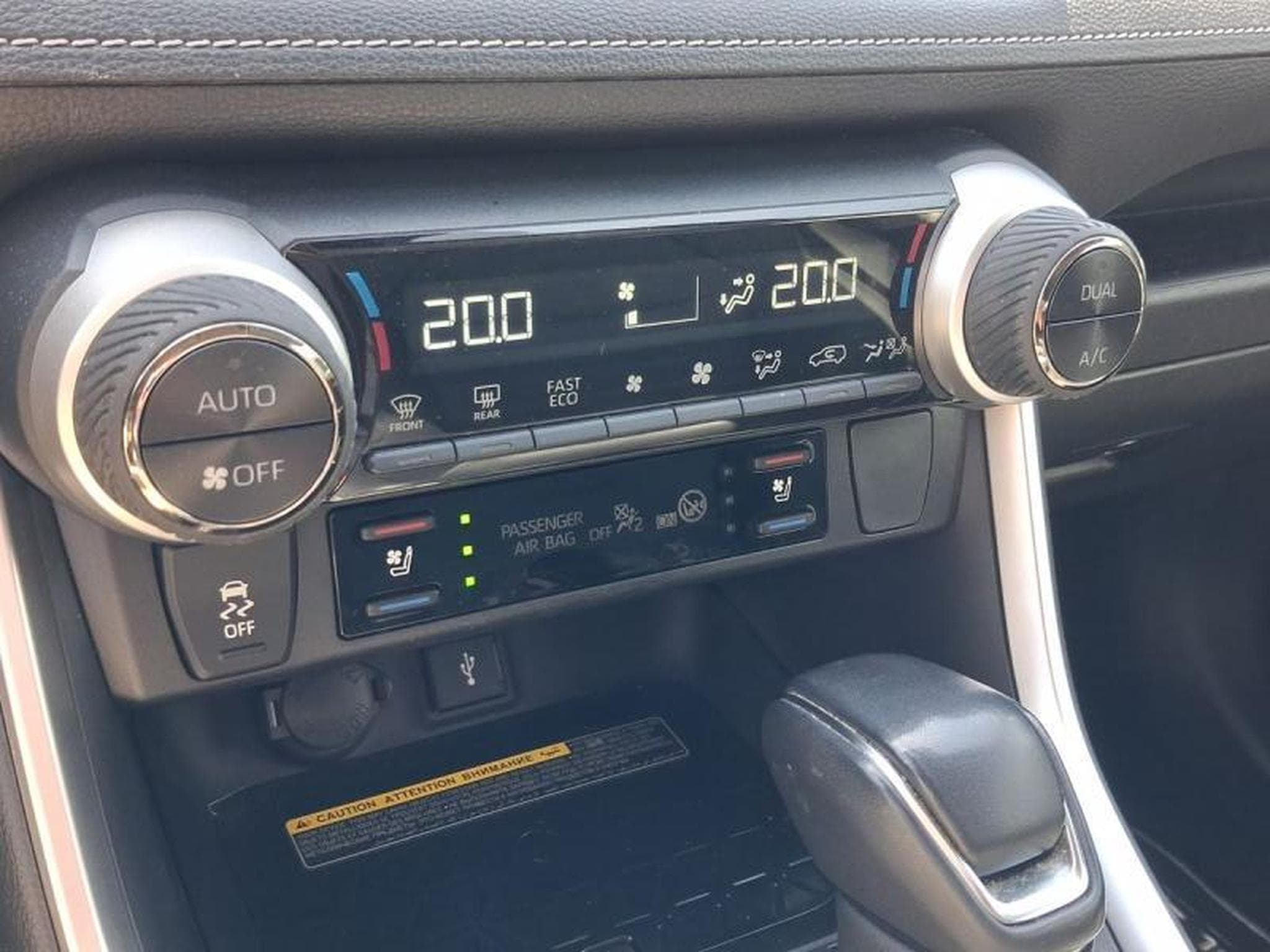 Toyota RAV 4 1 (2021) - Photo 16