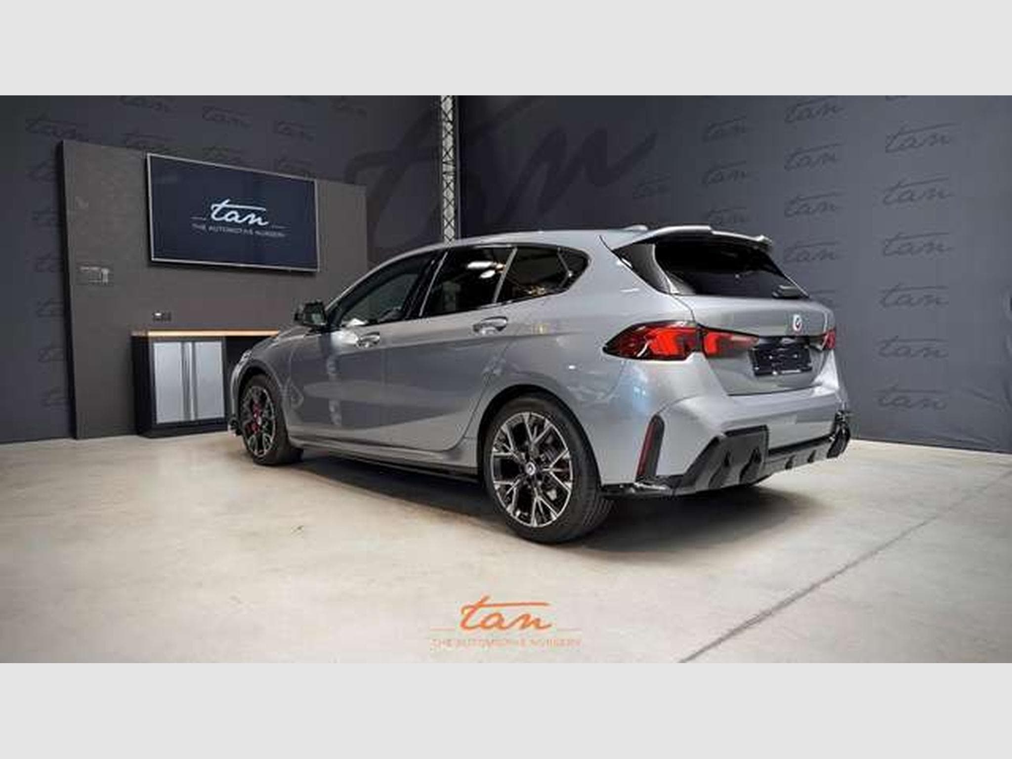BMW 118 d M Sport Pro Steptronic Prix catalogue BMW 48.150 € - 25% R (2026) - Foto 5