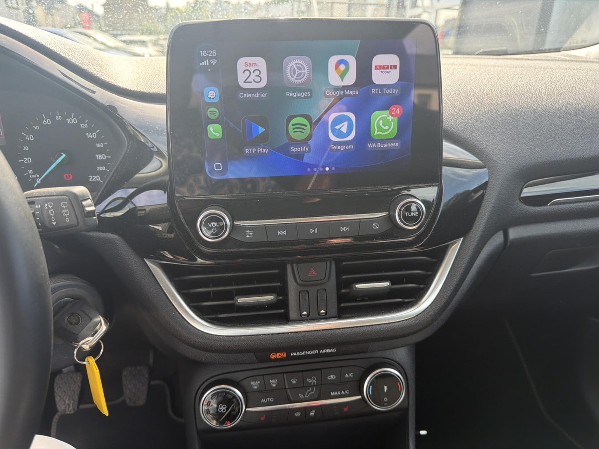 Ford Fiesta 1.0 ECOBOOST 125CV BM6 (2023) - Photo 3