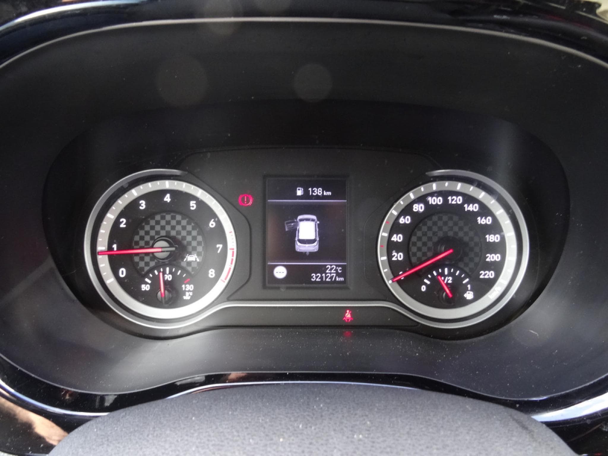 Hyundai i10 N-LINE (2022) - Photo 12