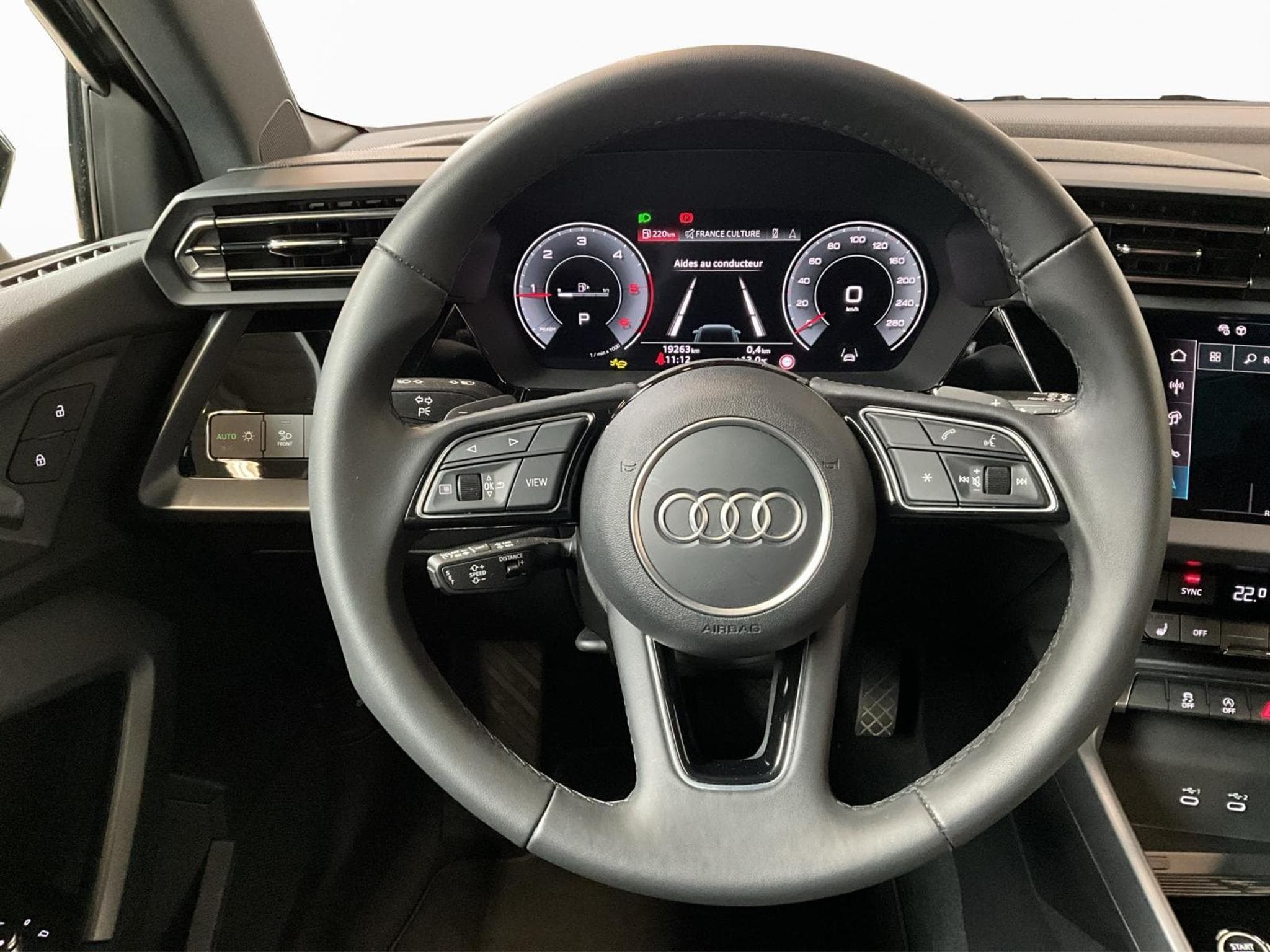 Audi A3 SB+S-Line+35TDI+S-Tronic+Led (2025) - Foto 10
