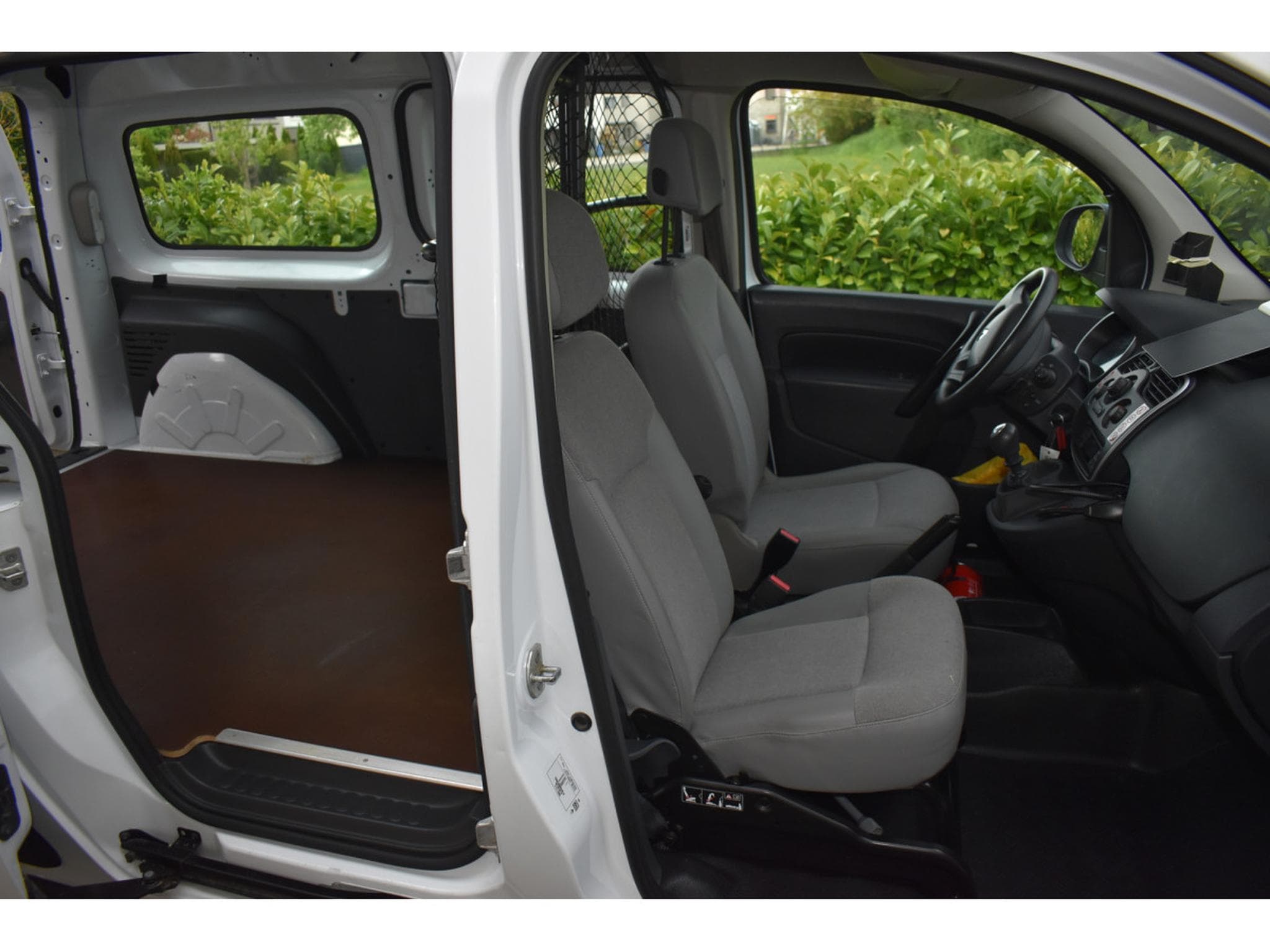 Renault Kangoo 1,5 DCi Maxi 90 (2019) - Photo 8