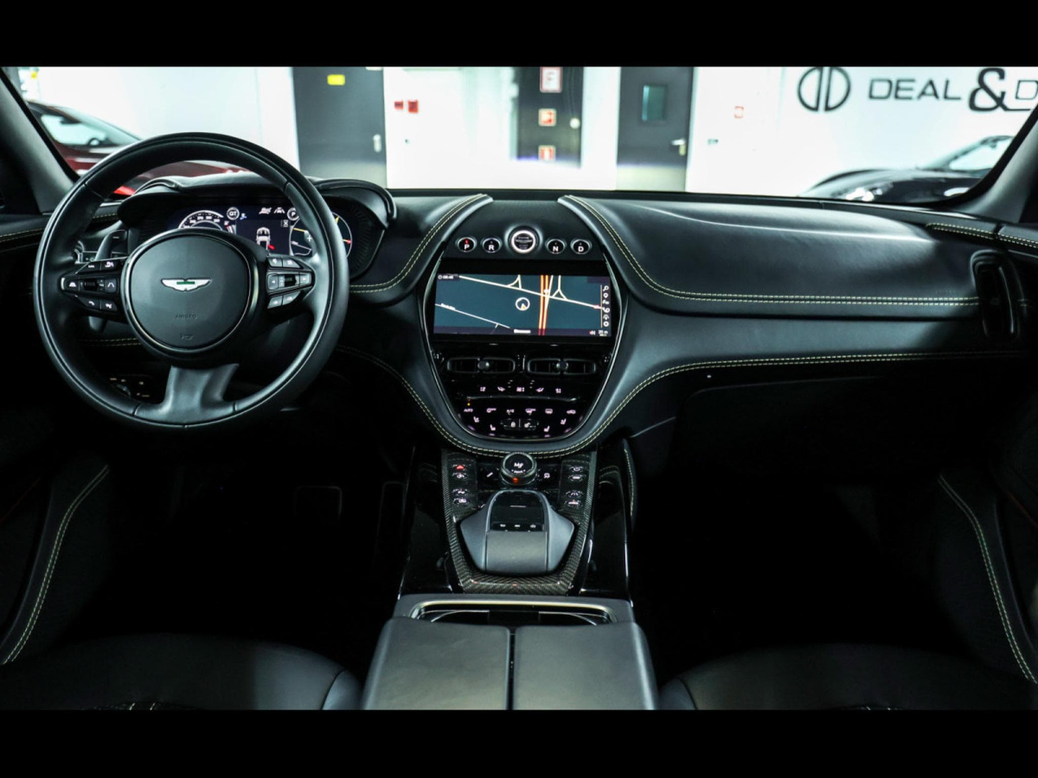 Aston-Martin DBX 707 4.0 V8 - ONYX BLACK METALLIC (2023) - Photo 12