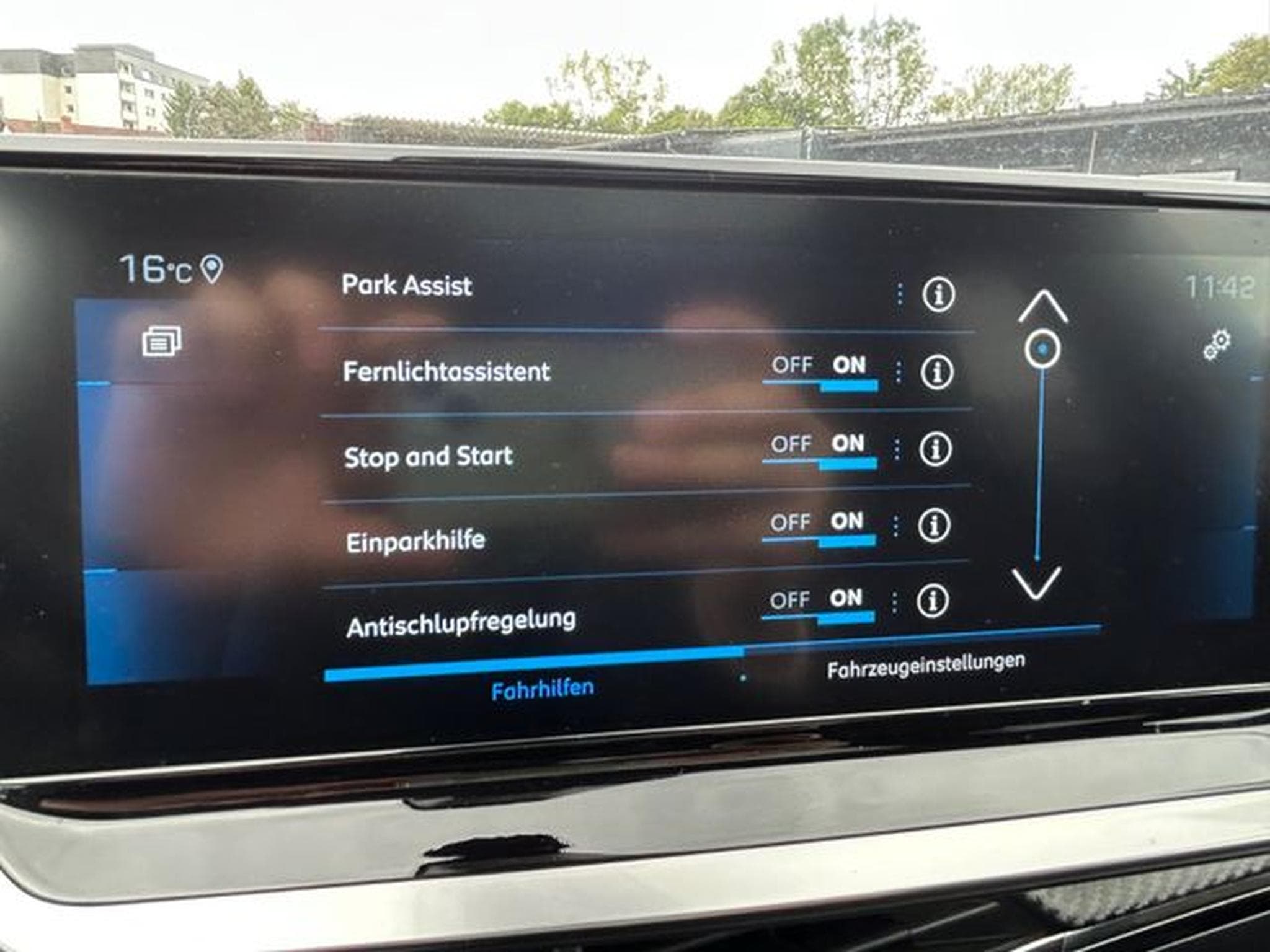 Peugeot 208 208 GT Pack *Automatik* Panorama*Kamera*ACC* (2022) - Photo 15