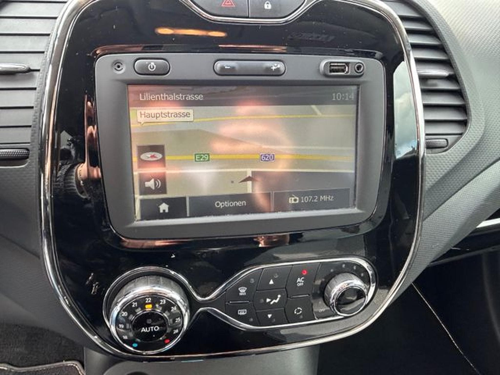 Renault Captur Captur 1.5 DCi *Navi*Keyless-Go*Tempomat*Euro5* (2014) - Photo 11
