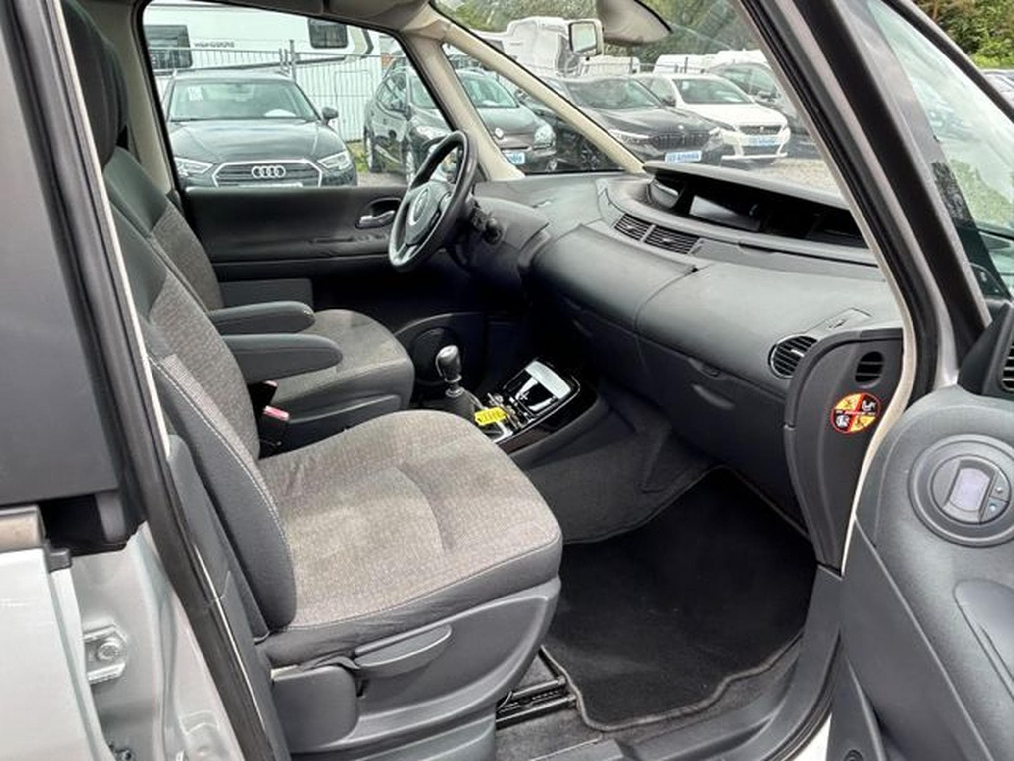 Renault Espace Espace IV Edition 25th * (2011) - Photo 10