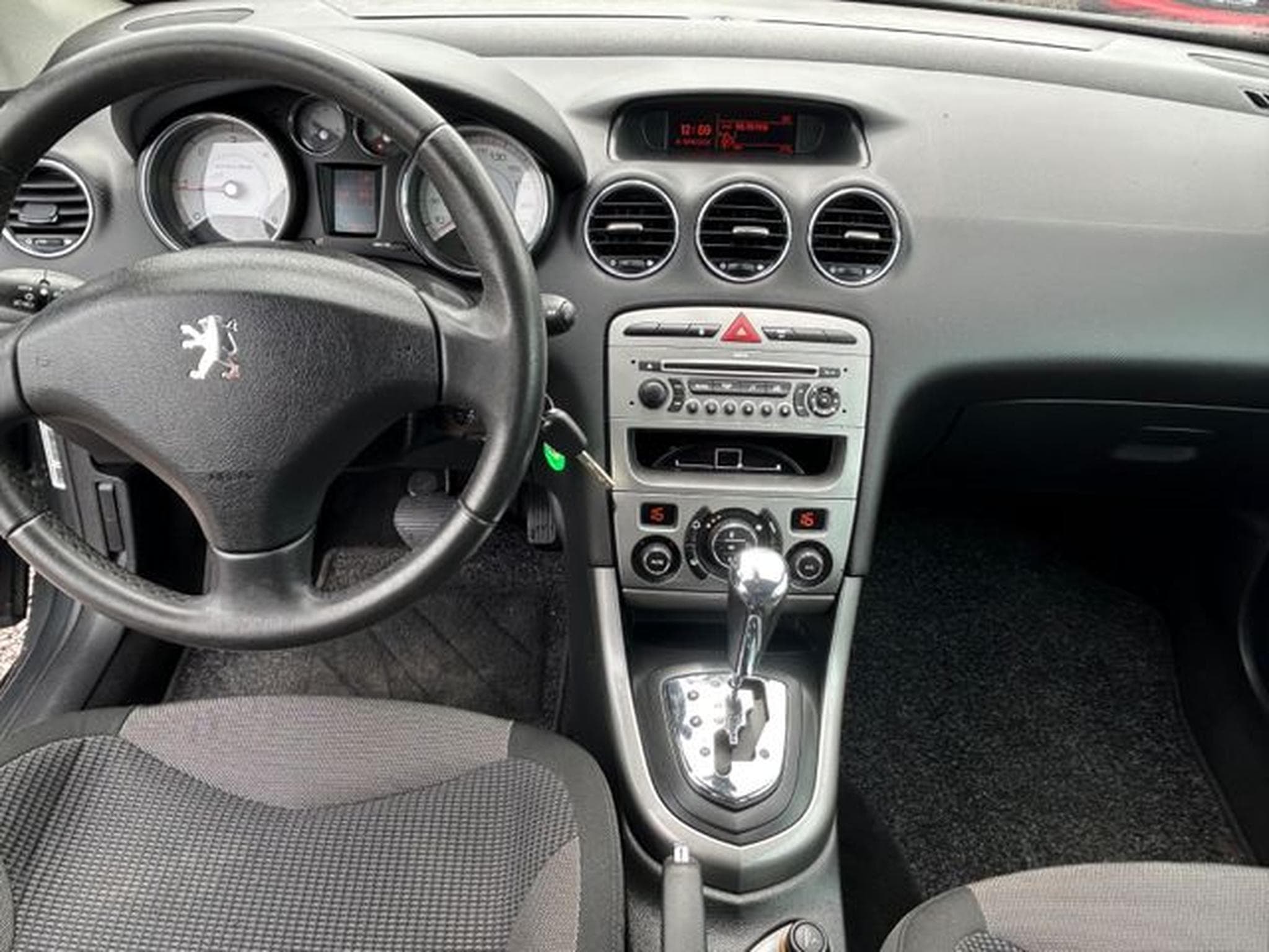 Peugeot 308 308 Sport 2.0 HDI *Automatik*PDC*Klimaaut.* (2008) - Photo 10