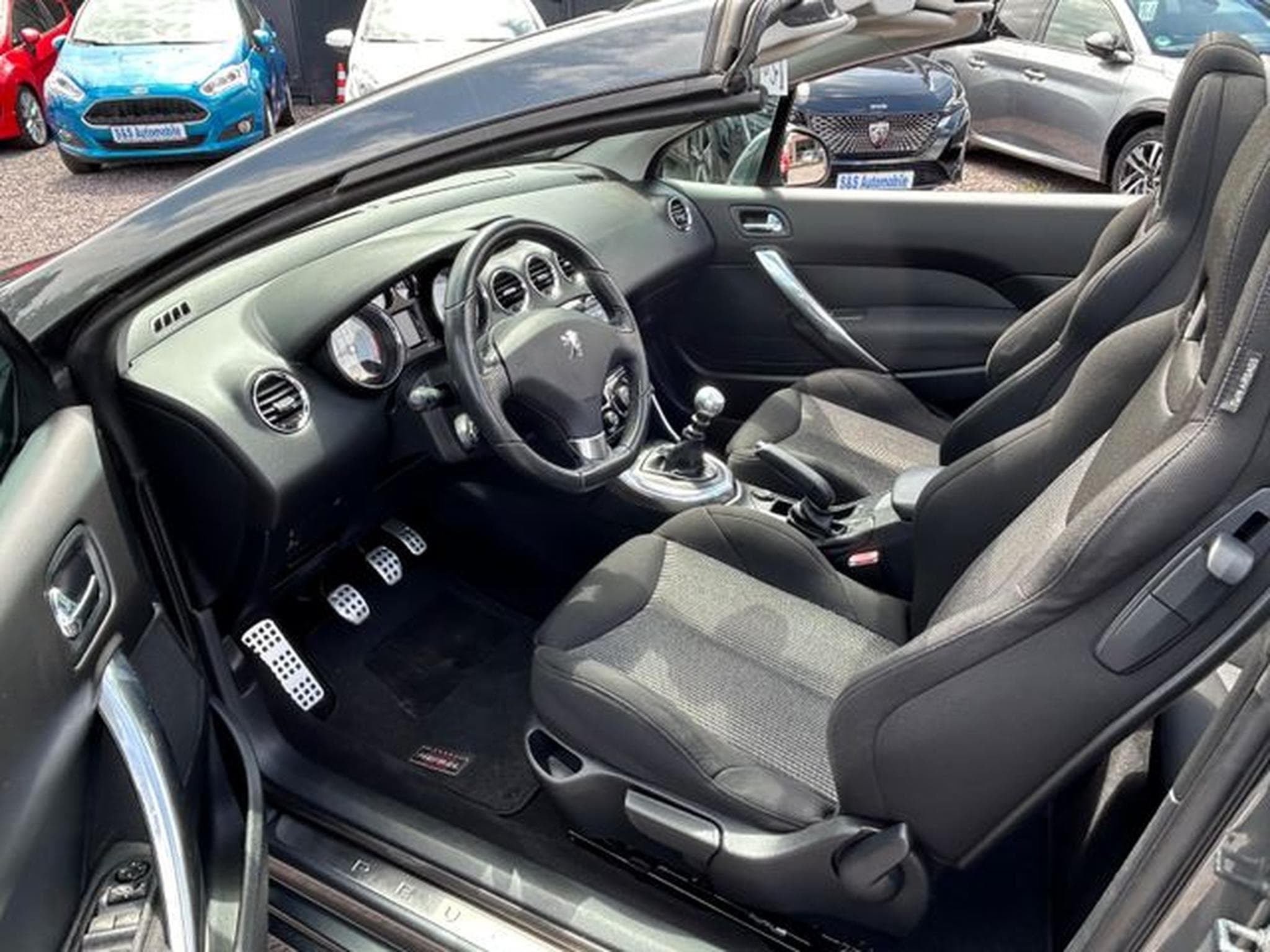 Peugeot 308 308 CC Cabrio 2.0 HDI Premium *Euro5*Klimaaut.* (2010) - Photo 7