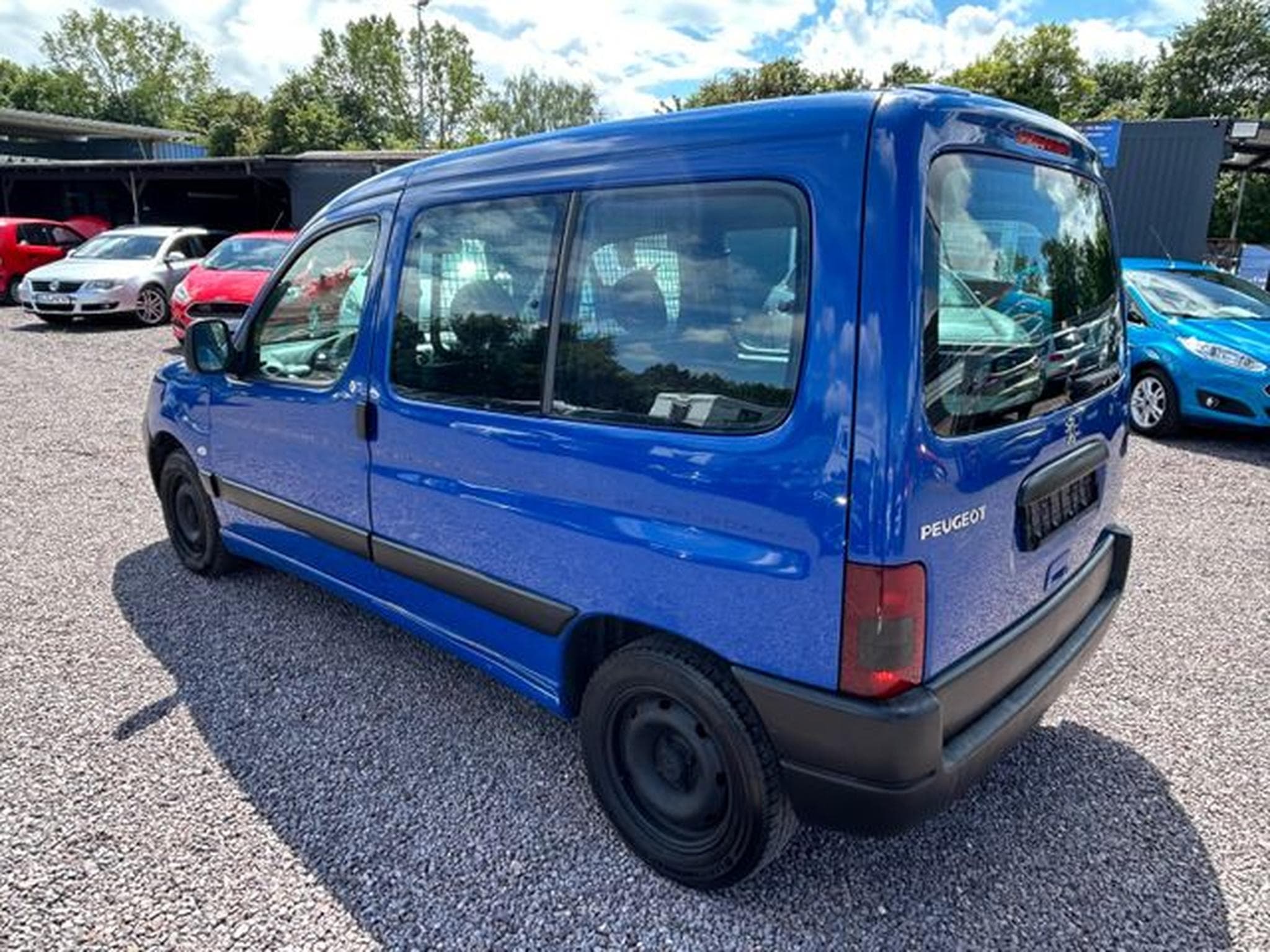 Peugeot Partner Partner 1.9D*LKW Zulassung* ZV*Servo*elek. Fenst (2005) - Photo 6