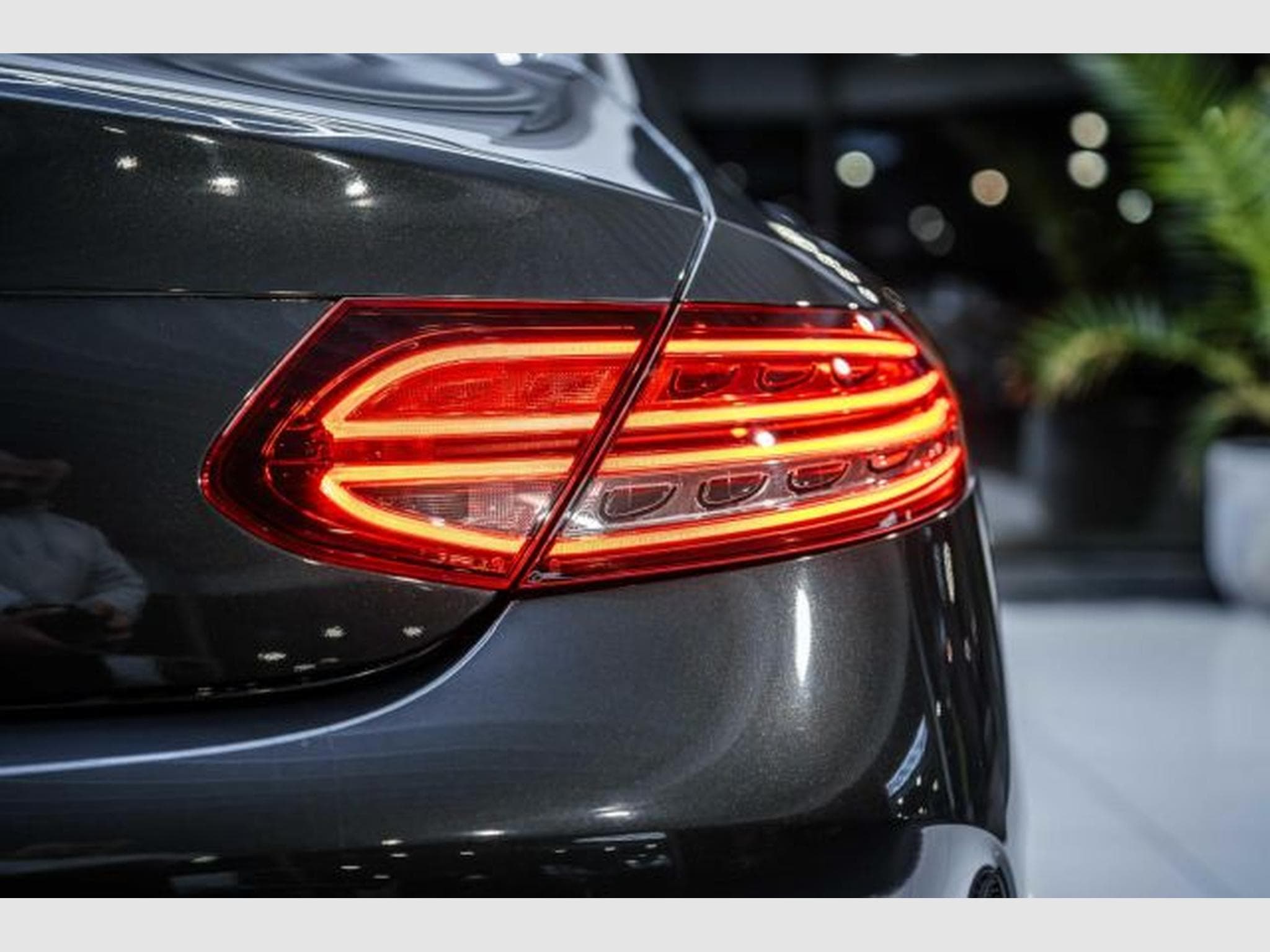 Mercedes C 220 C220d 9G troni 4Matic AMG-Line NAVI LED RFK 1.HD (2020) - Photo 14