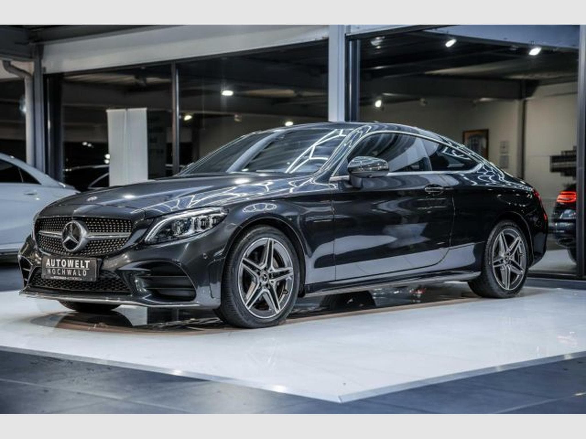 Mercedes C 220 C220d 9G troni 4Matic AMG-Line NAVI LED RFK 1.HD (2020) - Photo 3