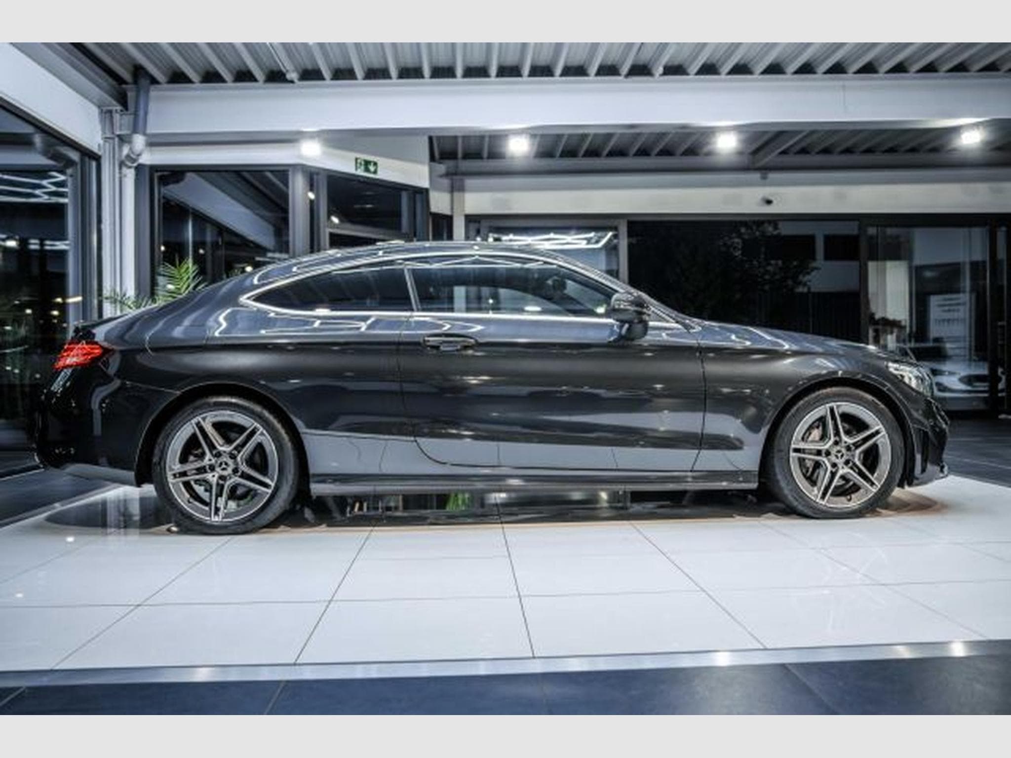 Mercedes C 220 C220d 9G troni 4Matic AMG-Line NAVI LED RFK 1.HD (2020) - Photo 8