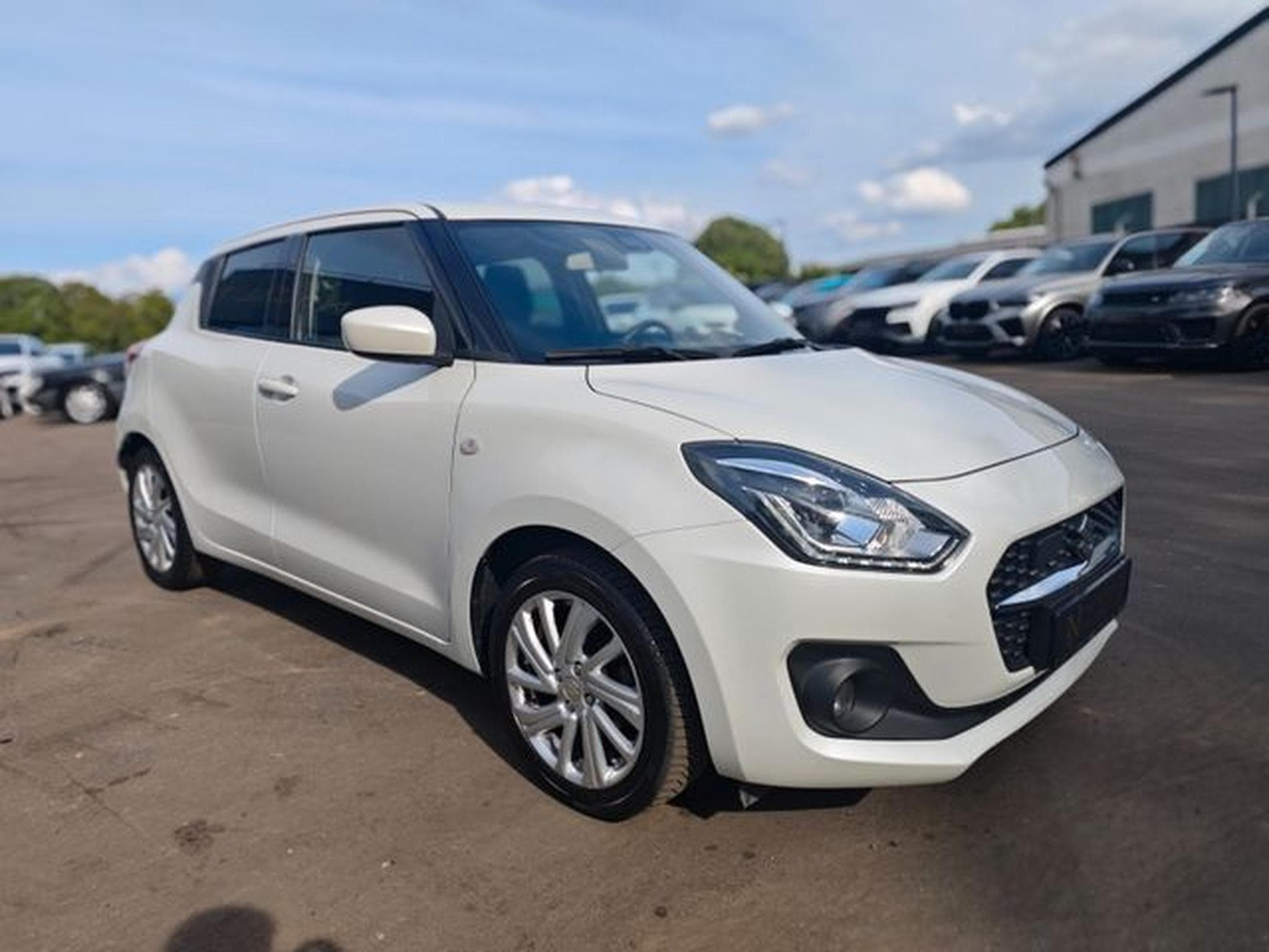 Suzuki Swift SWIFT COMFORT*AUTOMATIK*KAM*KLIMA*ALU*NAVI* (2022) - Photo 5