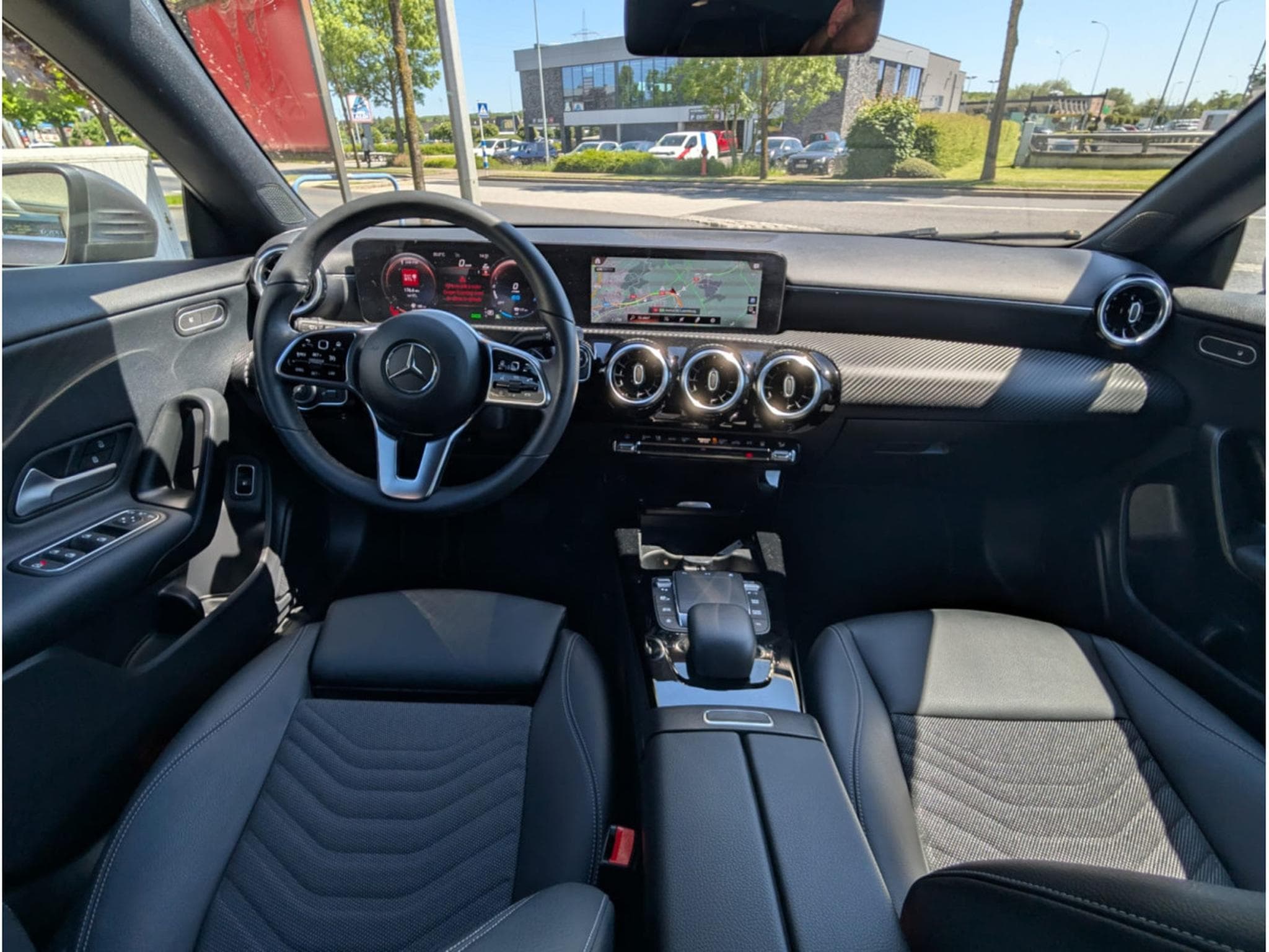 Mercedes CLA 250 Shooting Brake CLA 250e SB BUSINESS LINE (2023) - Foto 7