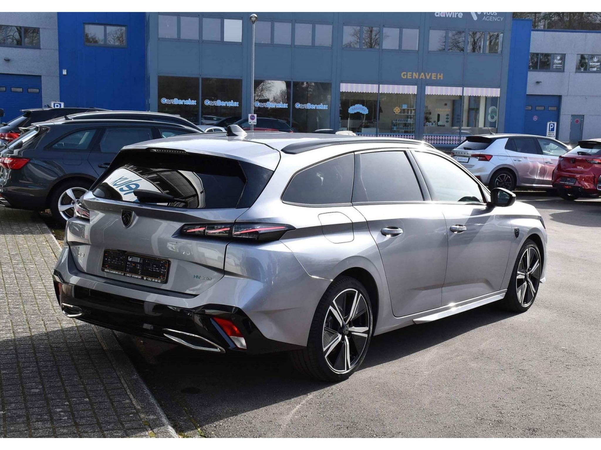Peugeot 308 SW 1.6 PHEV Hybrid 225 GT e-EAT8 FOCAL ACC CAM360 1° MAIN (2024) - Foto 4