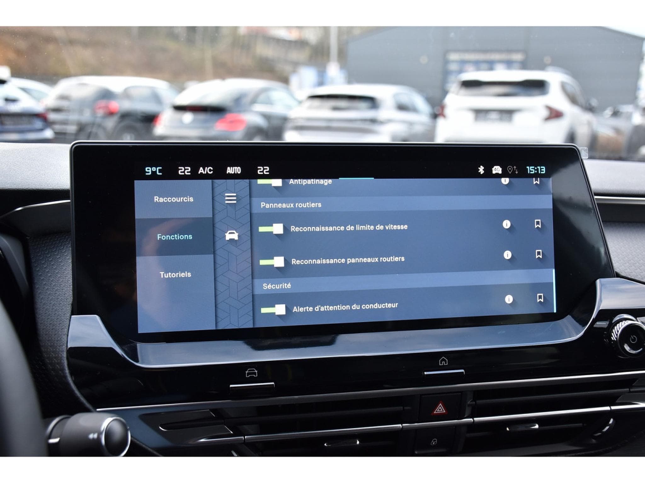Citroën C5 X 1.2 PureTech PLUS EAT8 CUIR ACC HUD LANE NEUVE (2024) - Foto 16