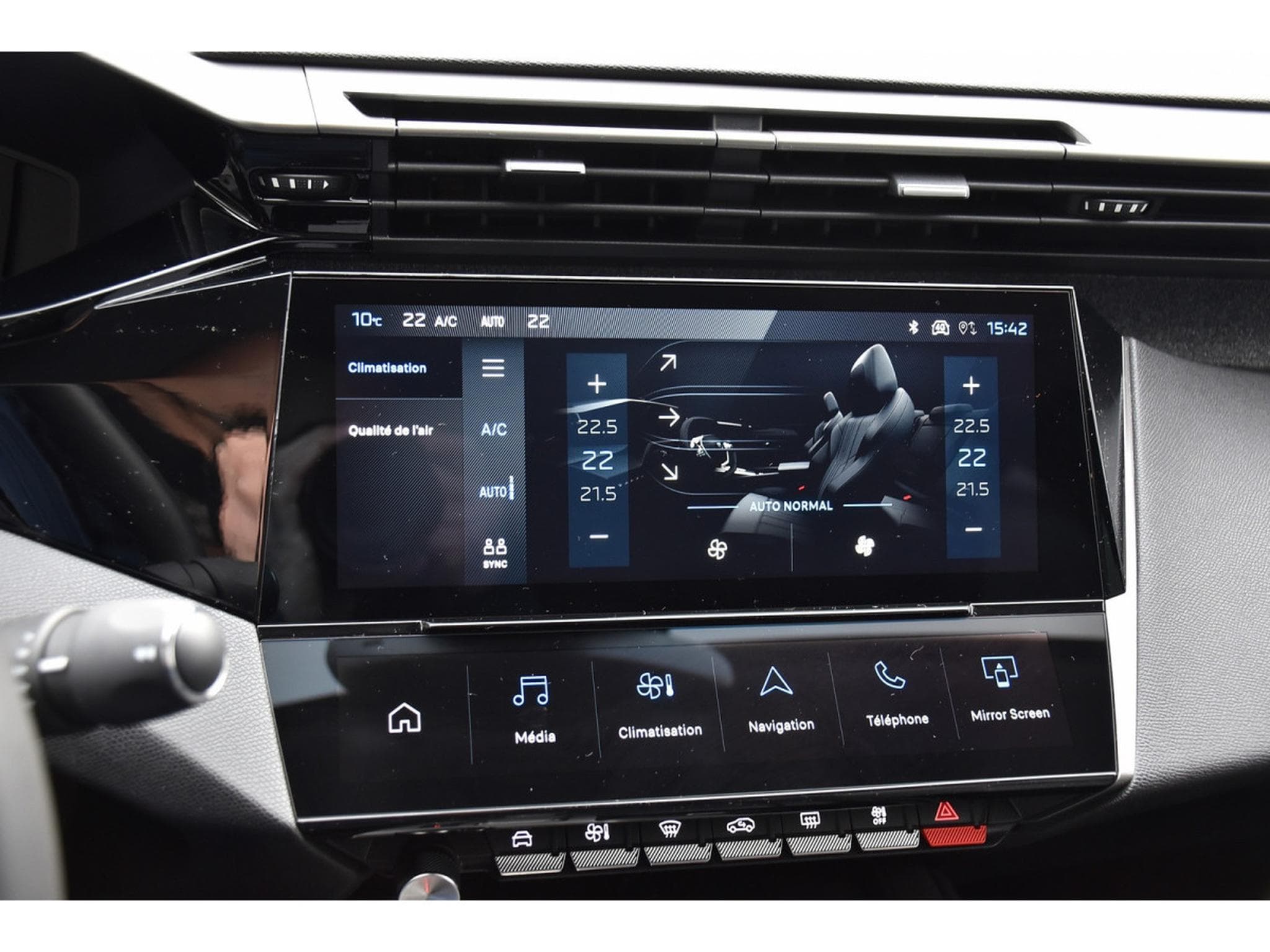 Peugeot 408 1.2 PureTech Allure EAT8 ACC LANE GPS CAM 1° MAIN (2024) - Foto 17