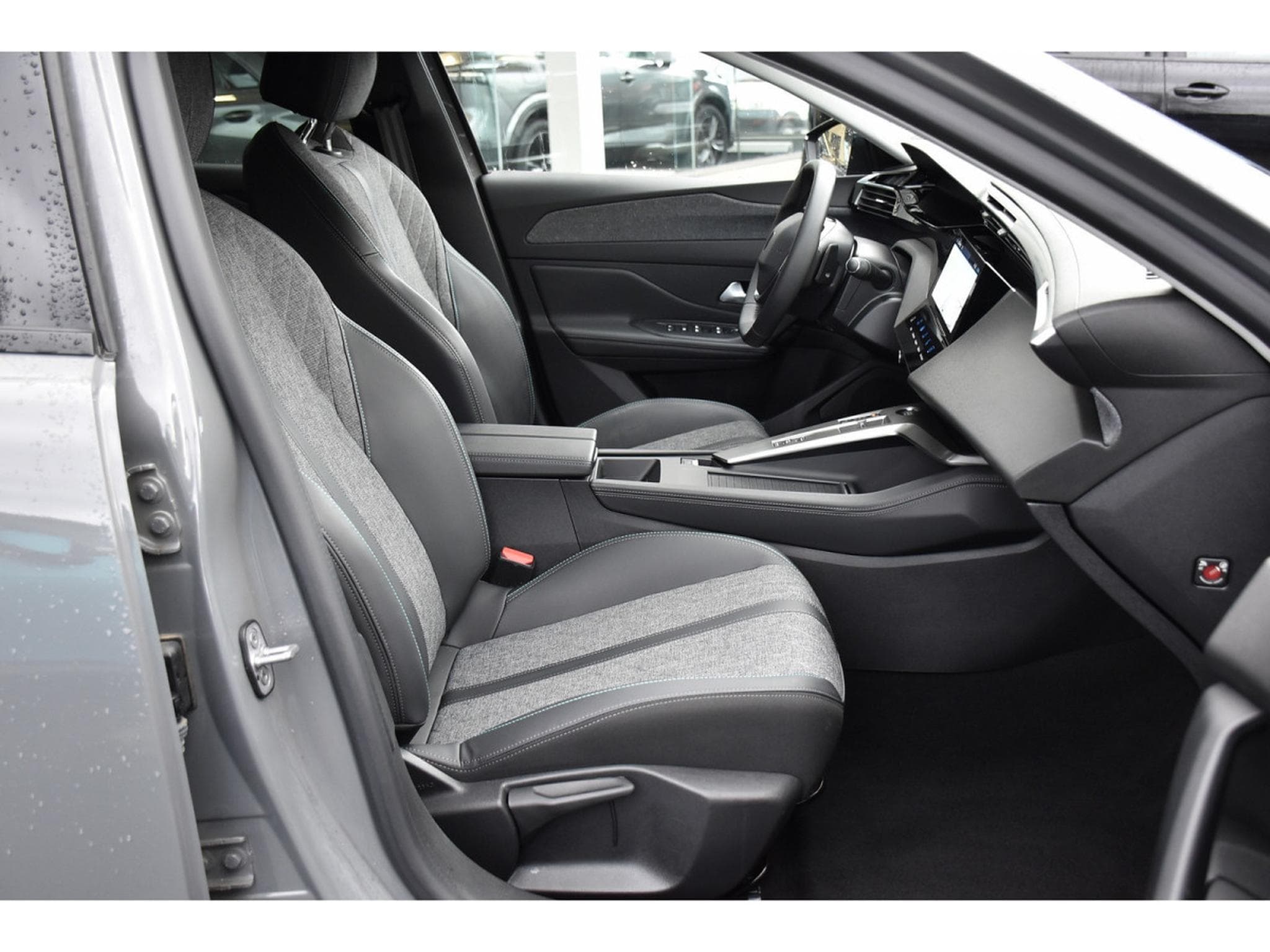 Peugeot 408 1.2 PureTech Allure EAT8 ACC LANE GPS CAM 1° MAIN (2024) - Foto 7